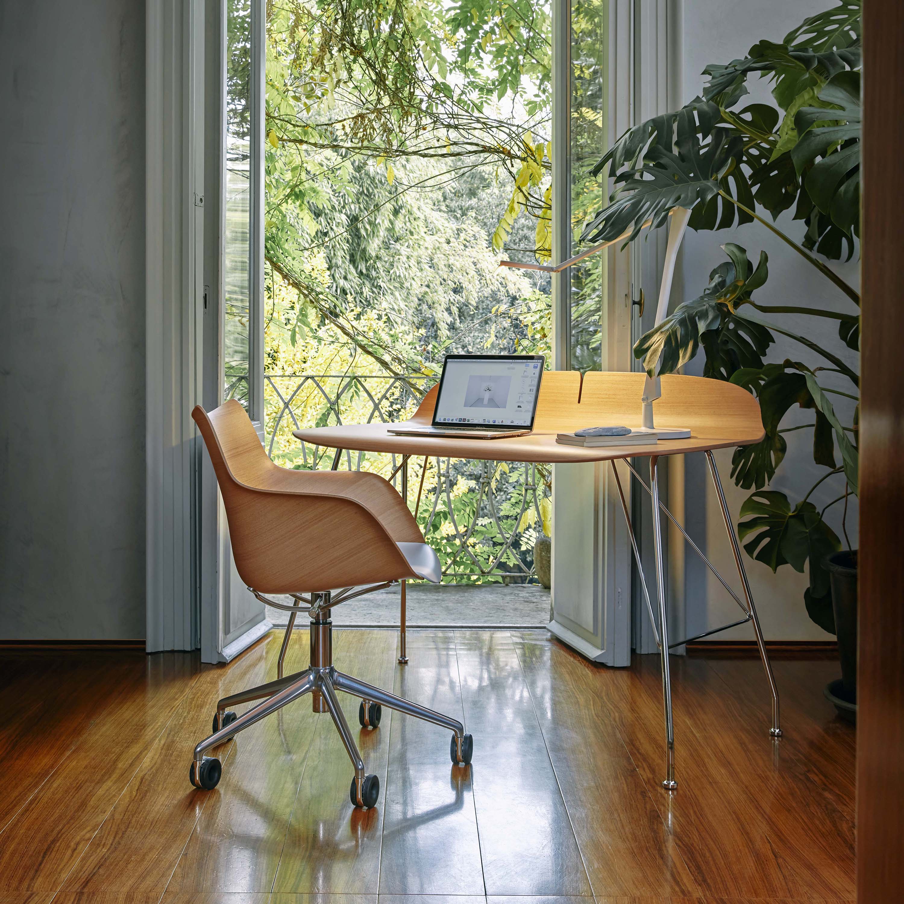 Q/Wood Swivel Chair - Image 2