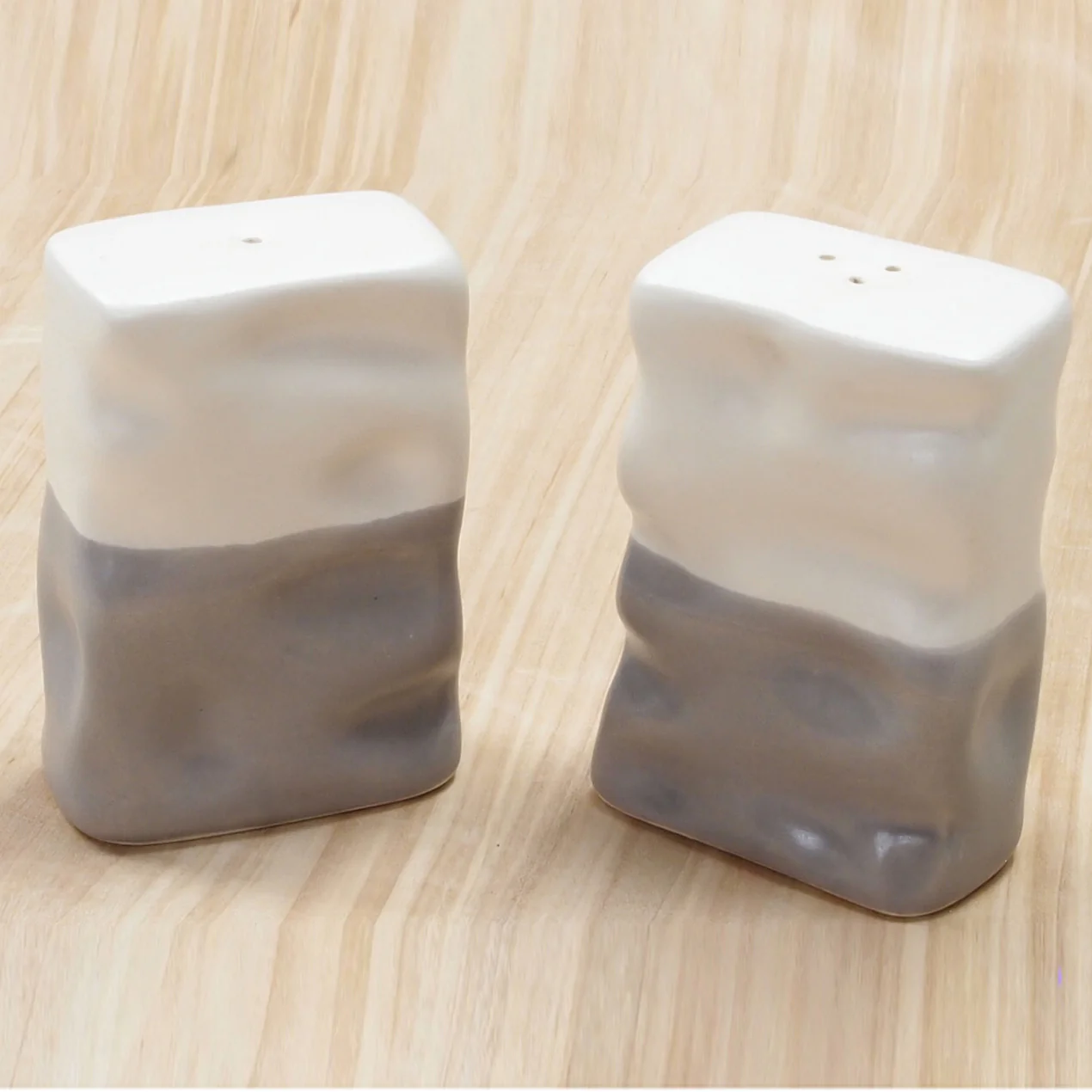Rectangle Ripple Salt and Pepper Set - Image 25