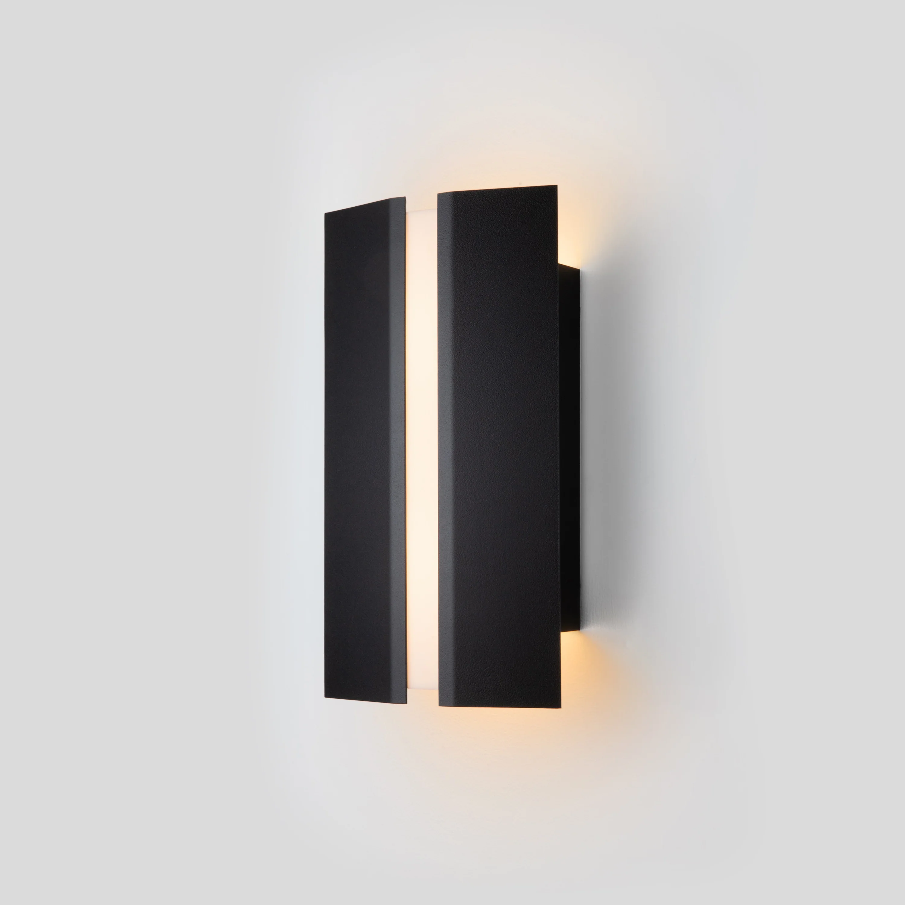 Rima LED Wall Sconce - Image 7