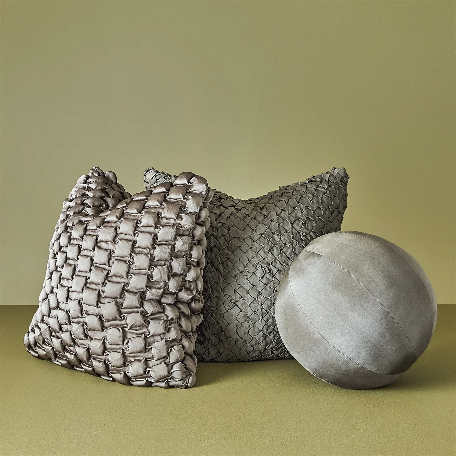 Ronde Throw Pillow - Image 8