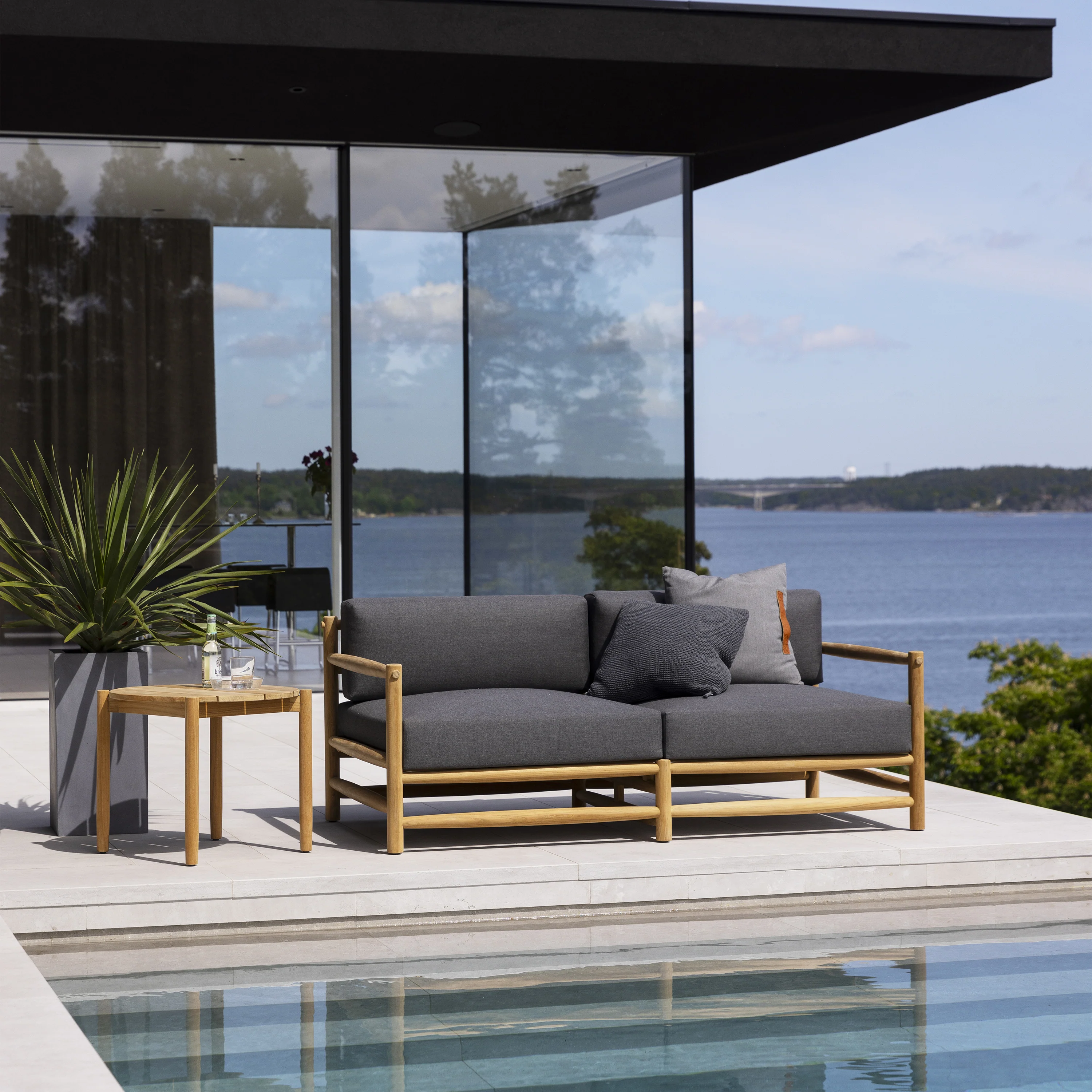 Saltholm Outdoor Sofa - Image 2