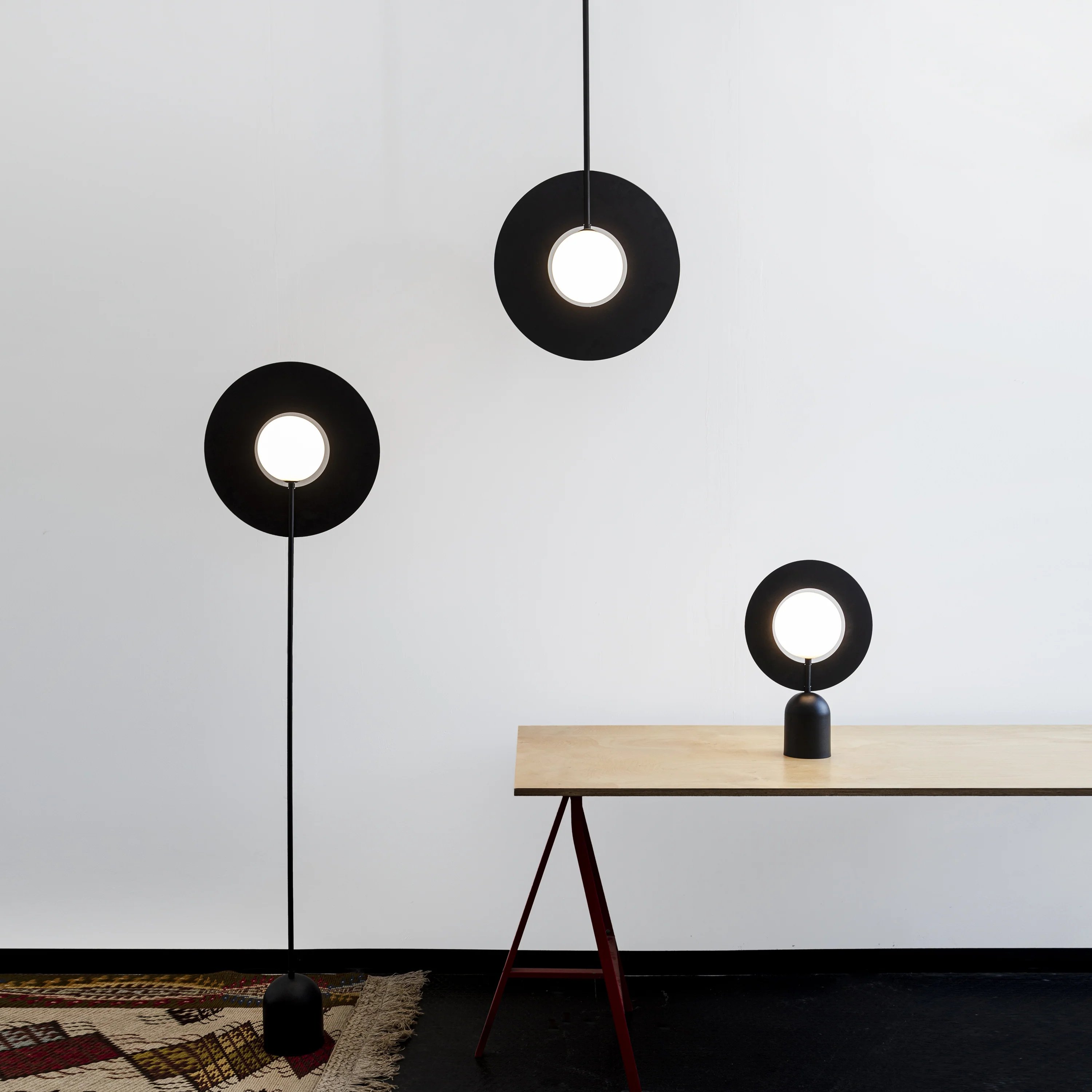 Saturn Table Lamp - Image 5