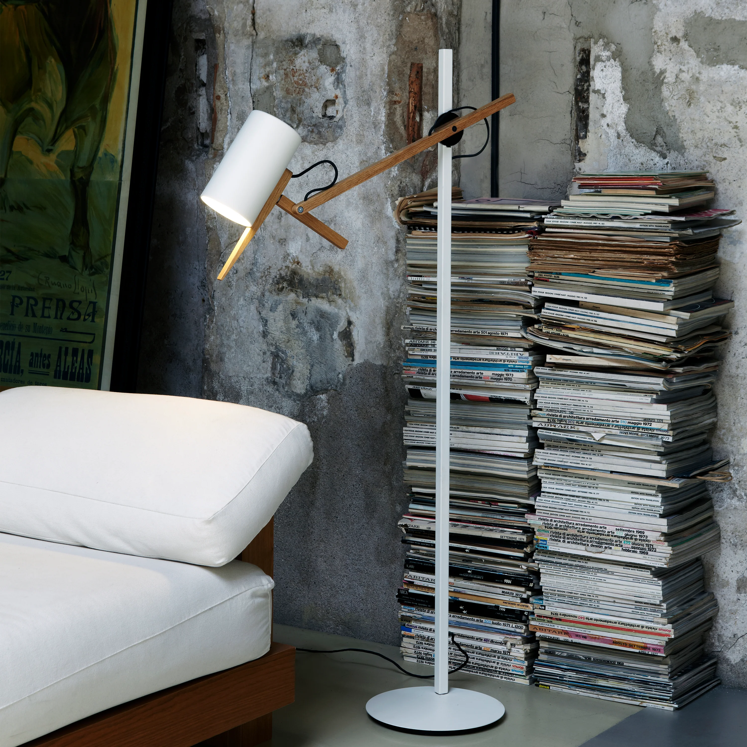 Scantling P73 Floor Lamp - Image 2