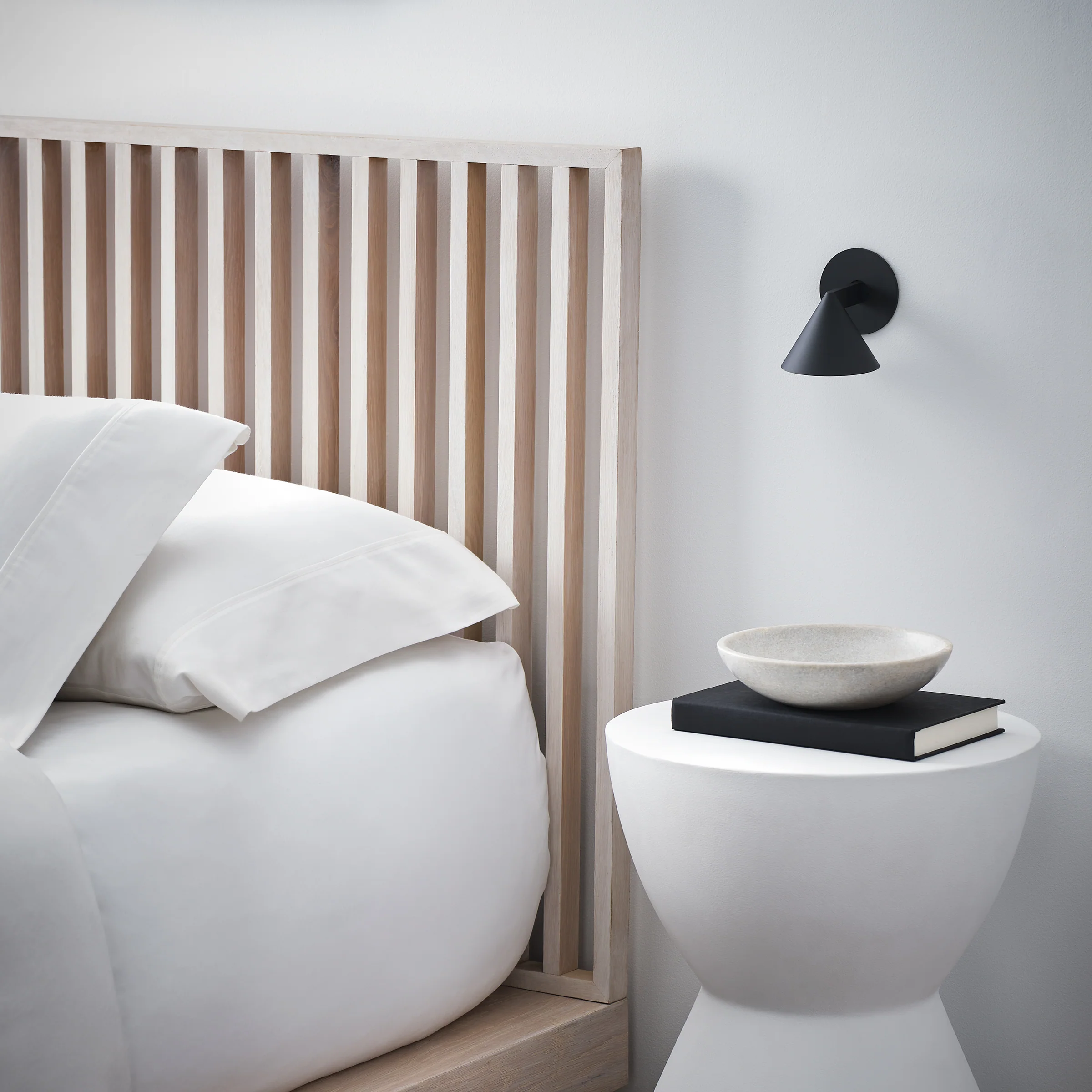 Sean Lavin Midrand LED Wall Sconce - Image 2