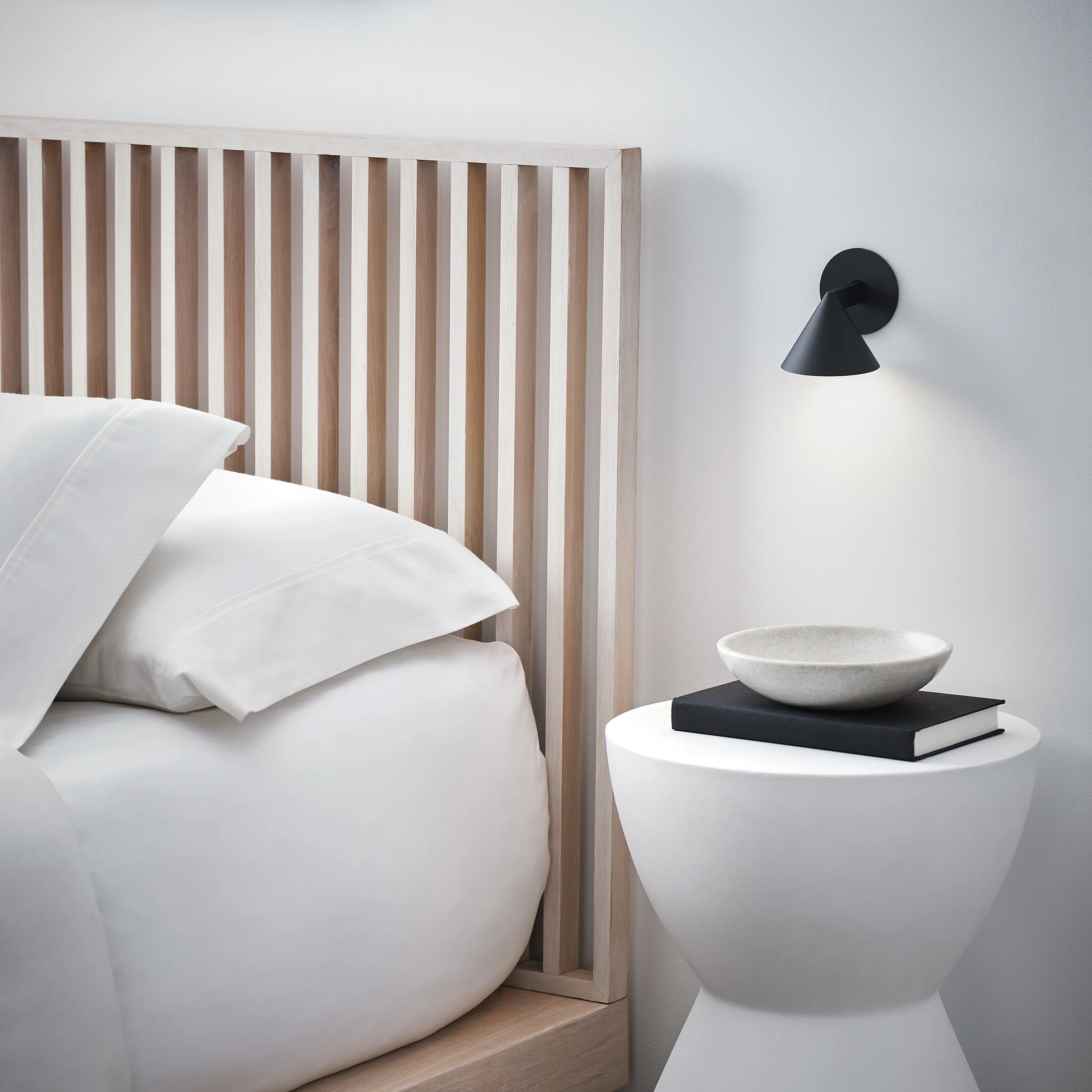 Sean Lavin Midrand LED Wall Sconce - Image 6