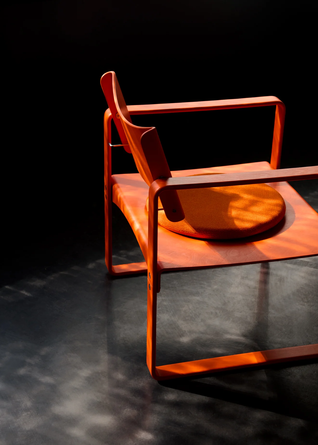 Series 270 F Lounge Armchair - Image 29
