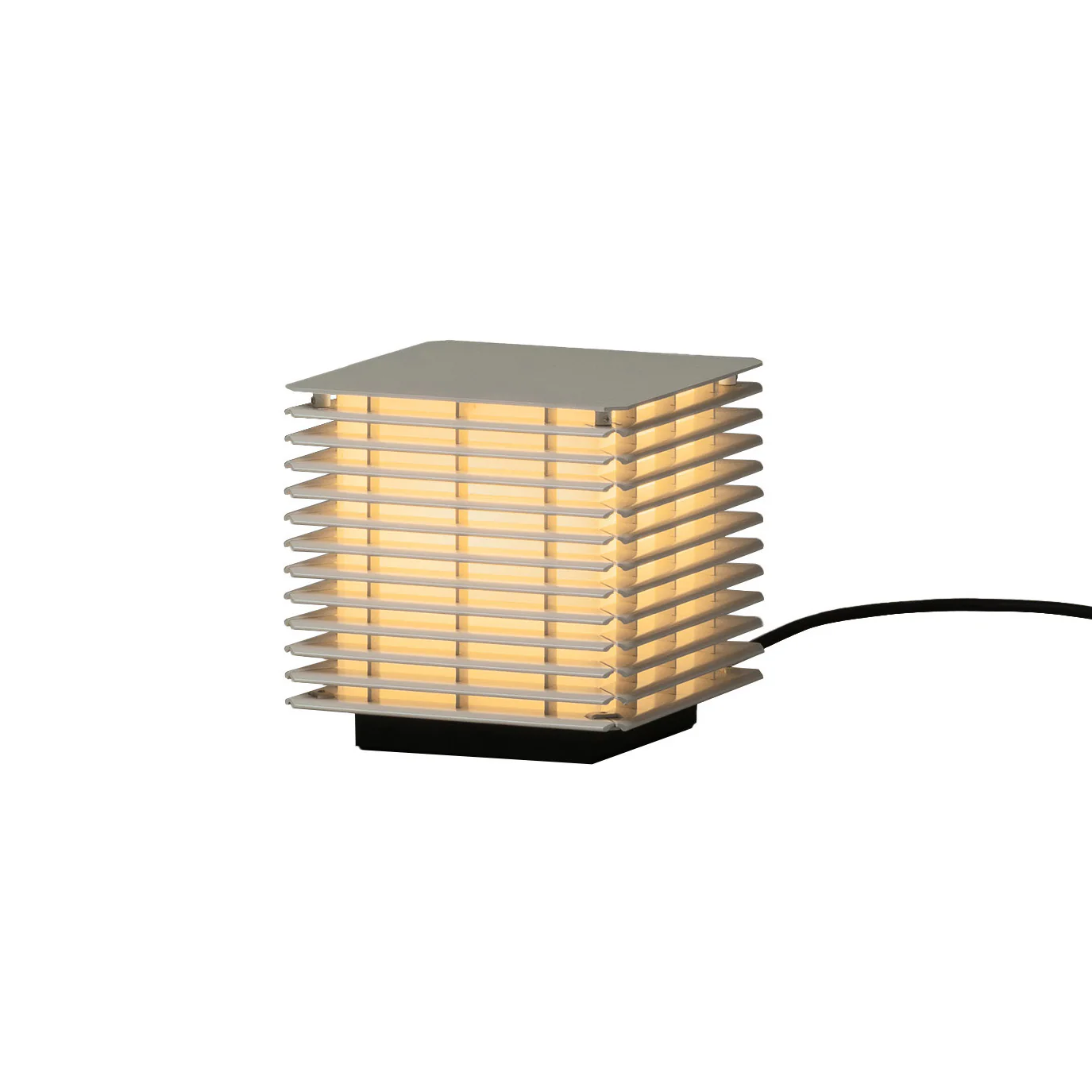 Shiro Outdoor Table Lamp - Image 3