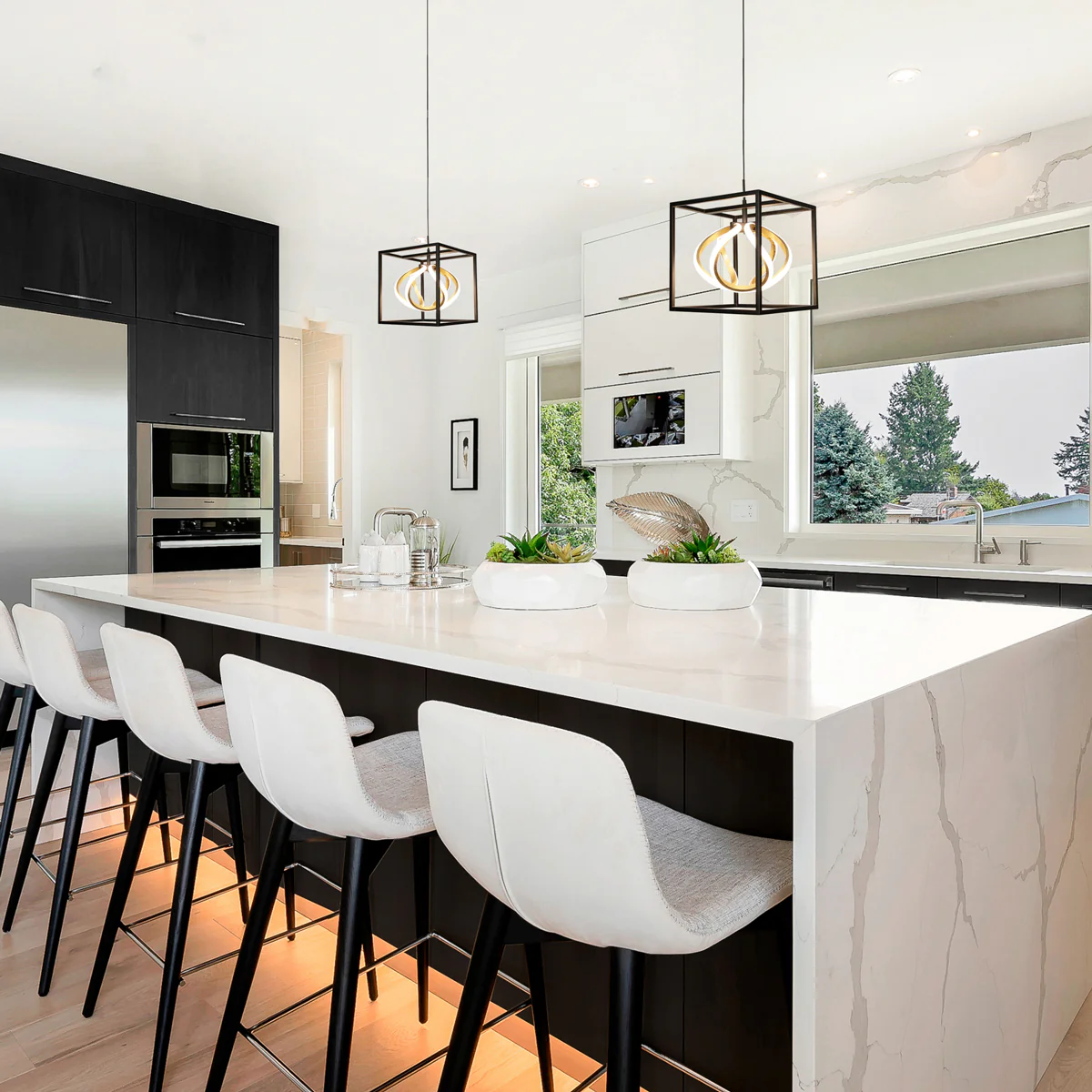Sinclair LED Mini Pendant Light - Image 2