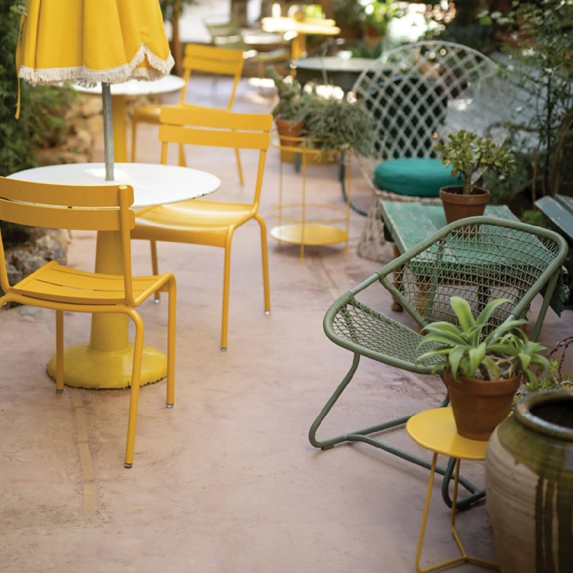 Sixties Low Outdoor Armchair - Image 12