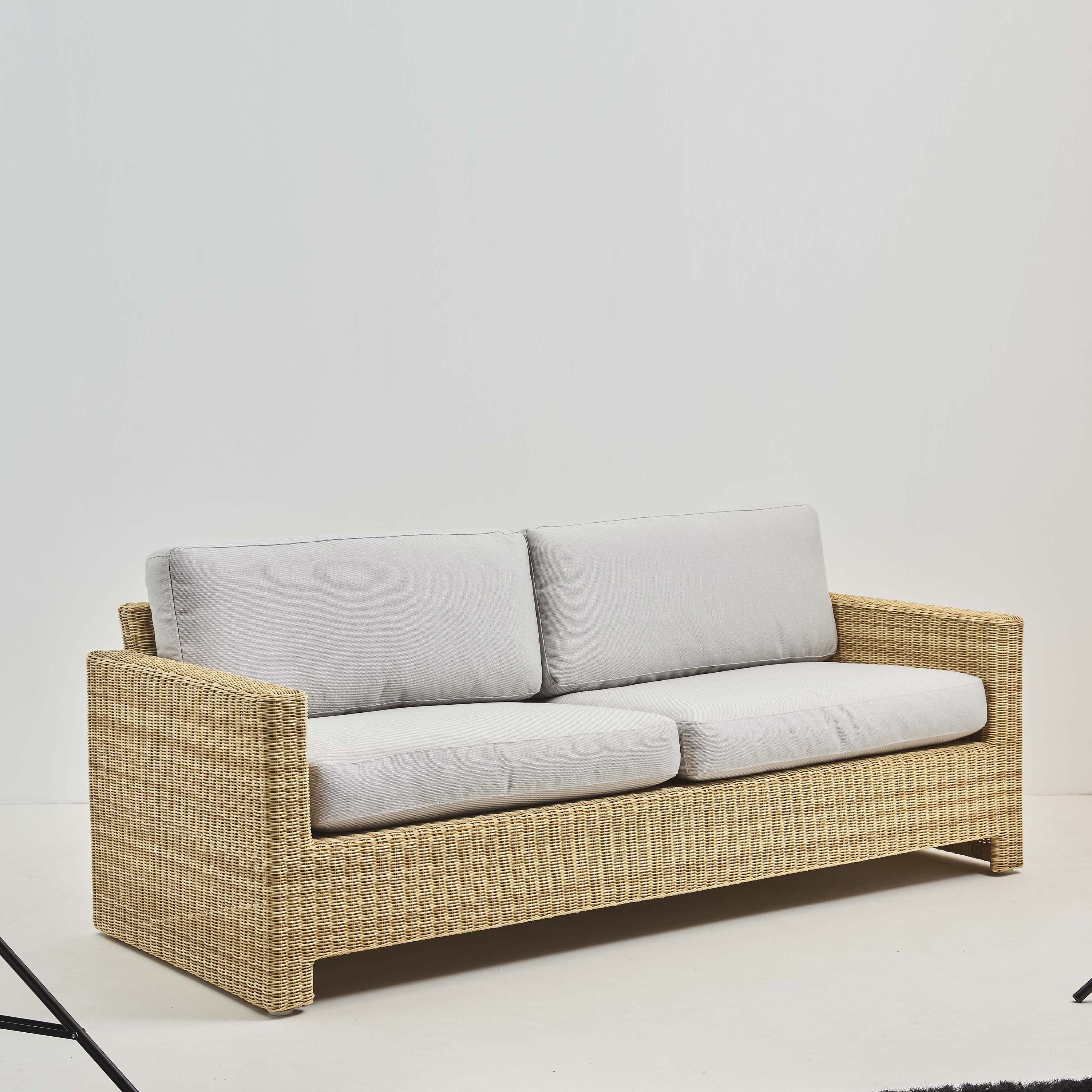 Sixty Outdoor 3-Seater Sofa - Image 2
