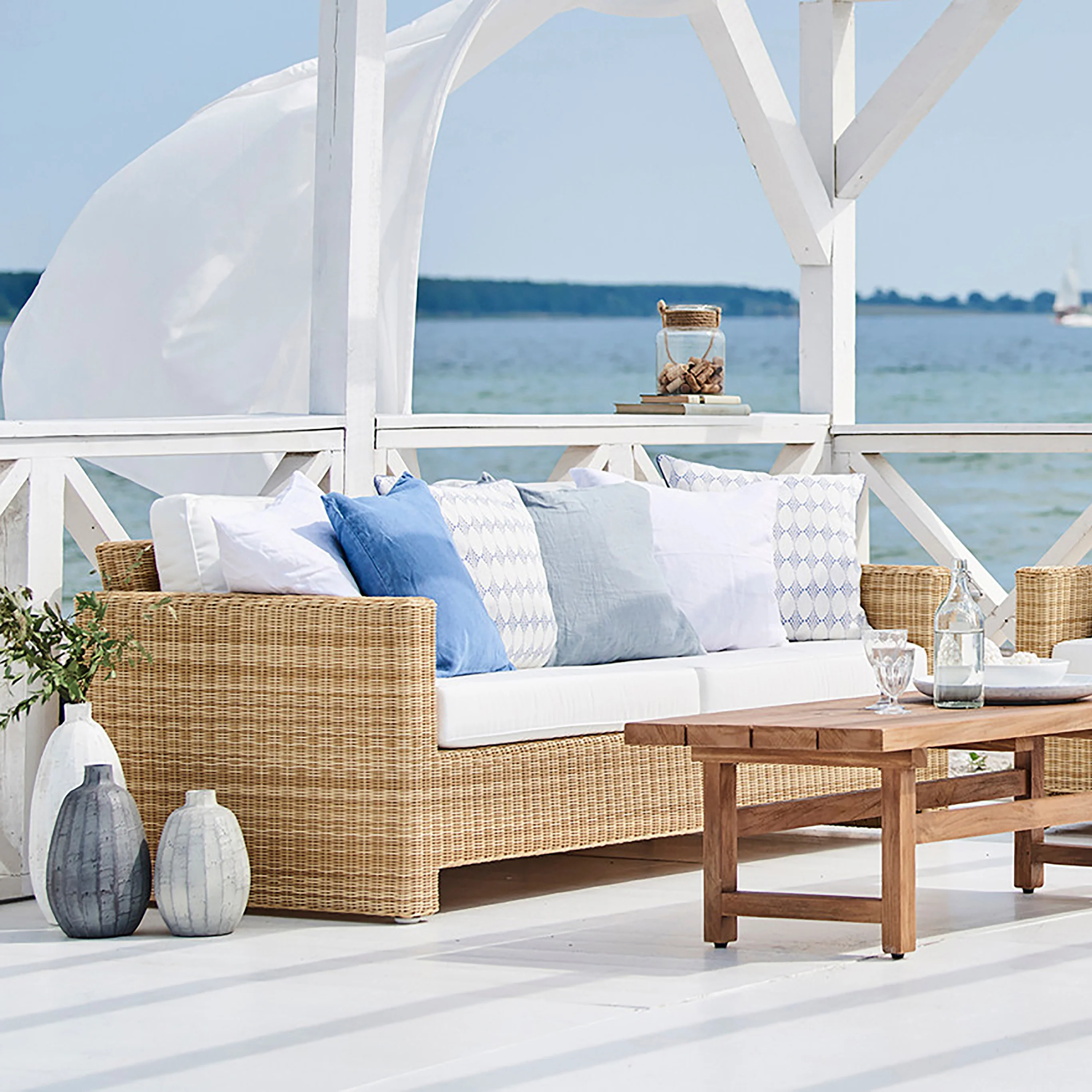 Sixty Outdoor 3-Seater Sofa - Image 8