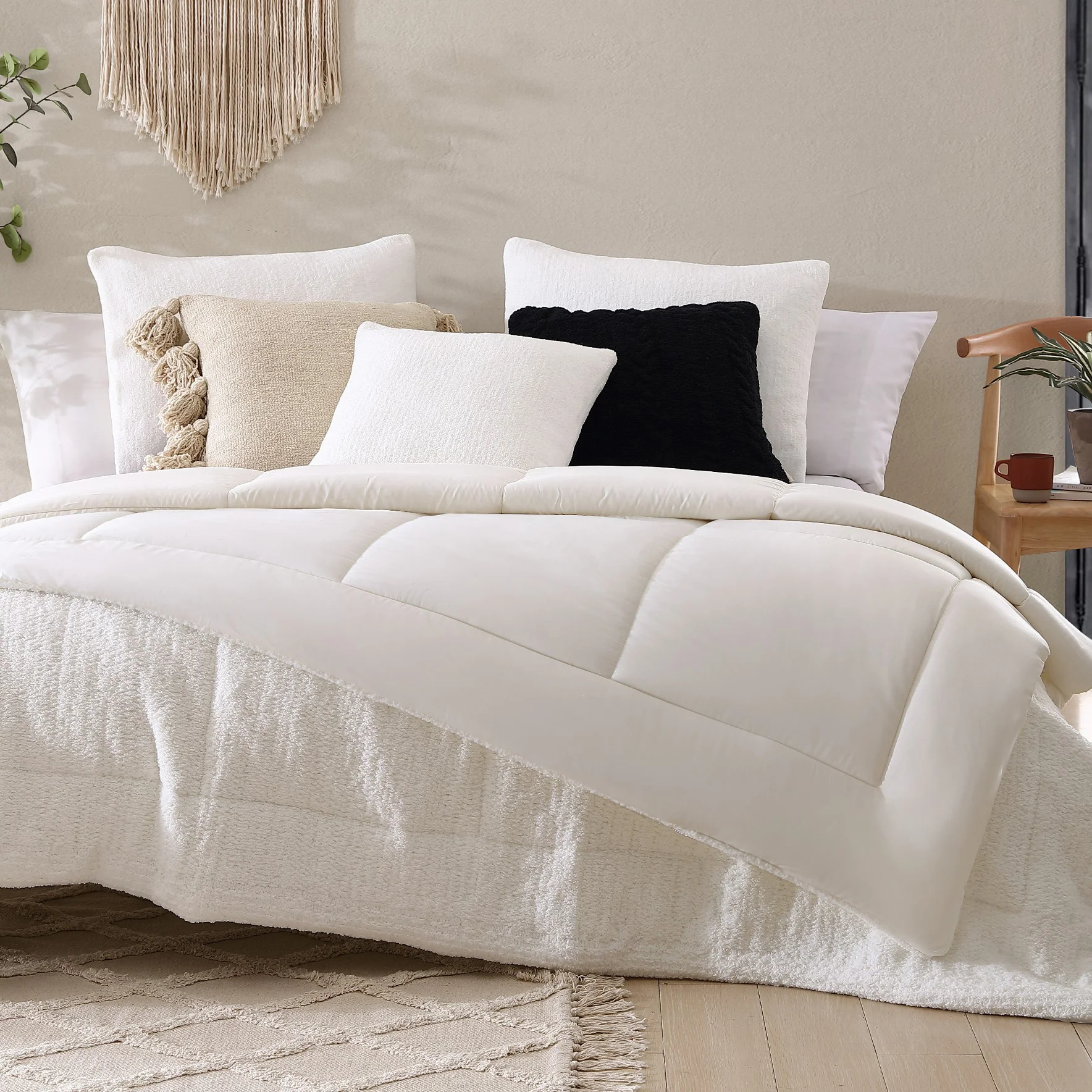 Snug Quilted Comforter - Image 11
