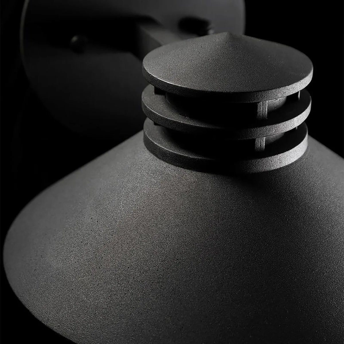 Sodor LED Outdoor Wall Light - Image 11