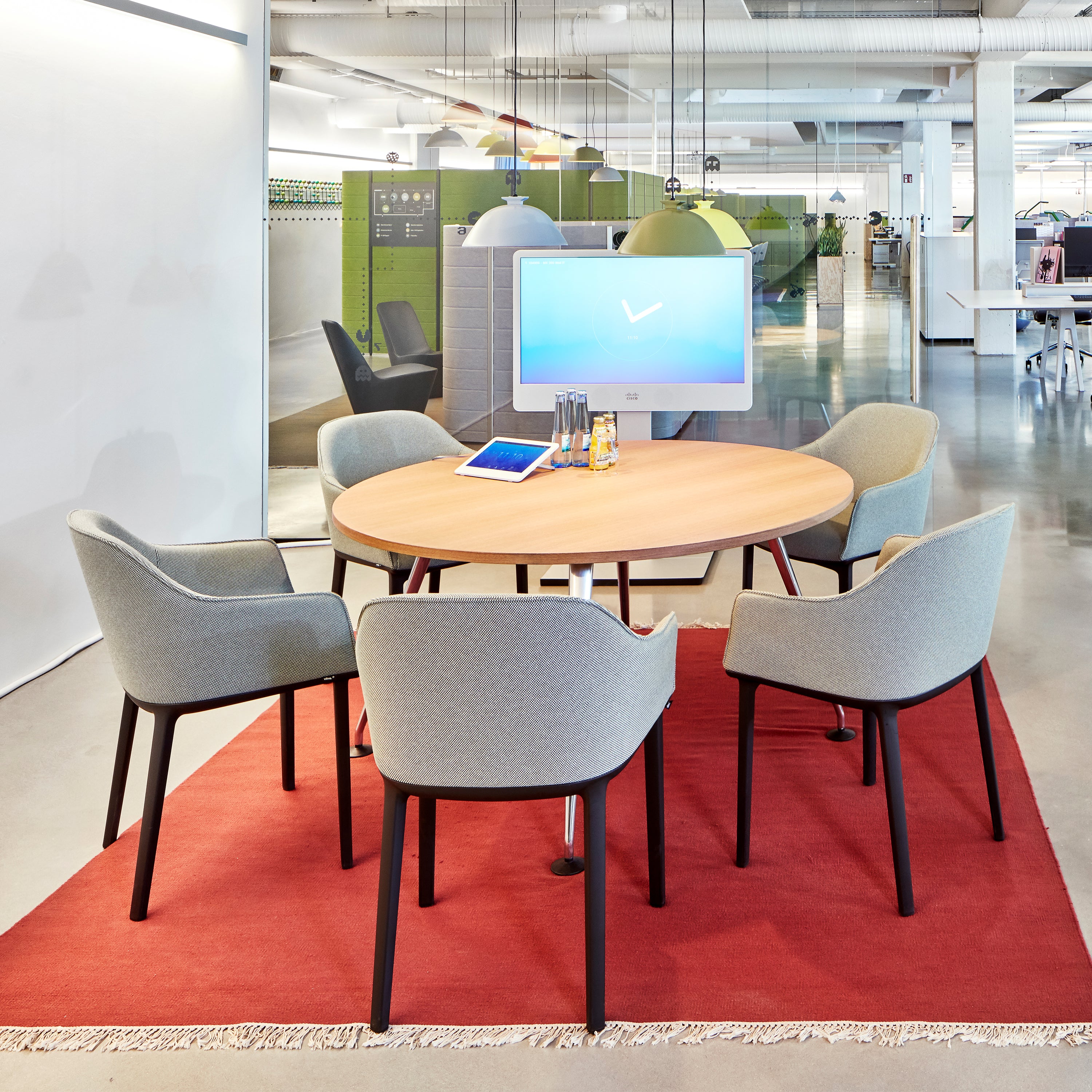 Softshell Chair with Four-legged Base - Image 17
