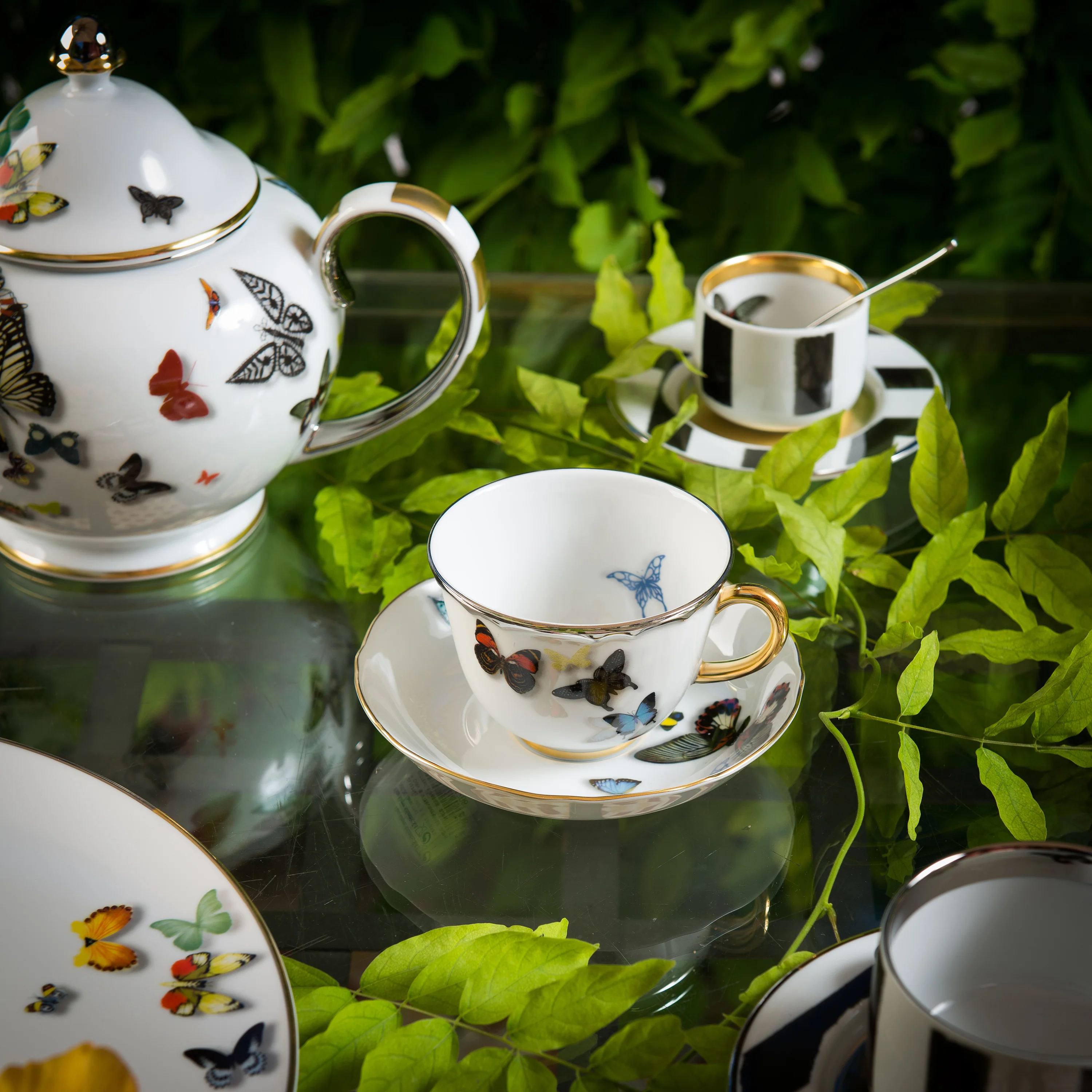 Sol Y Sombra Coffee Cup with Butterfly & Saucer - Image 3