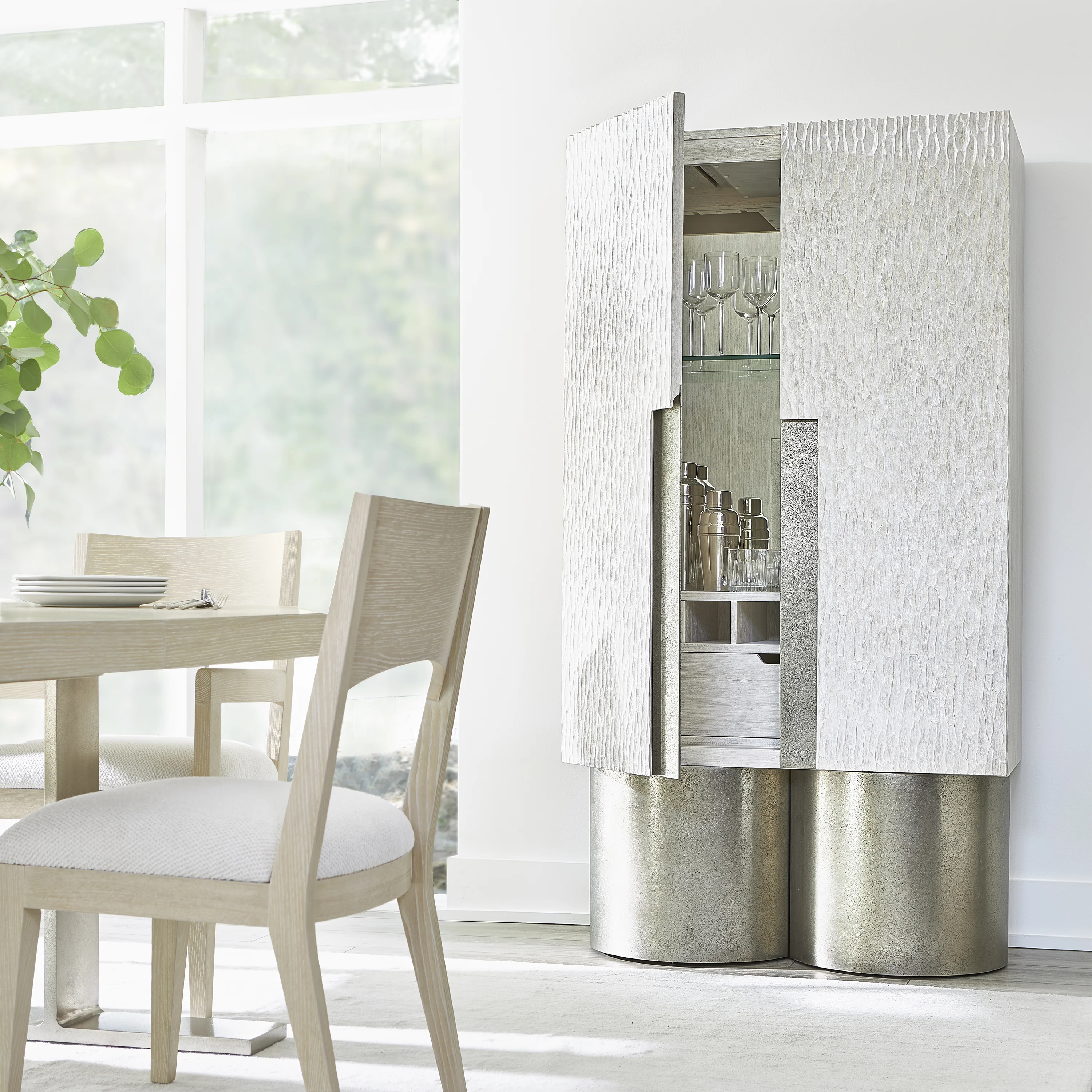 Solaria Bar Cabinet - Image 2