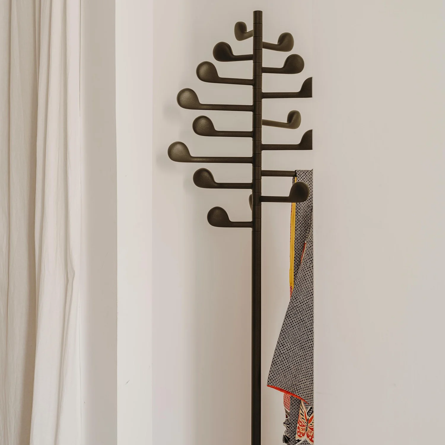Song Freestanding Coat Hanger - Image 6
