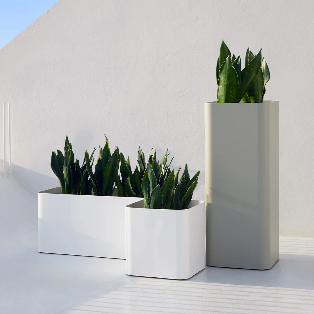 Sonora Outdoor Planter with Wheels - Image 18