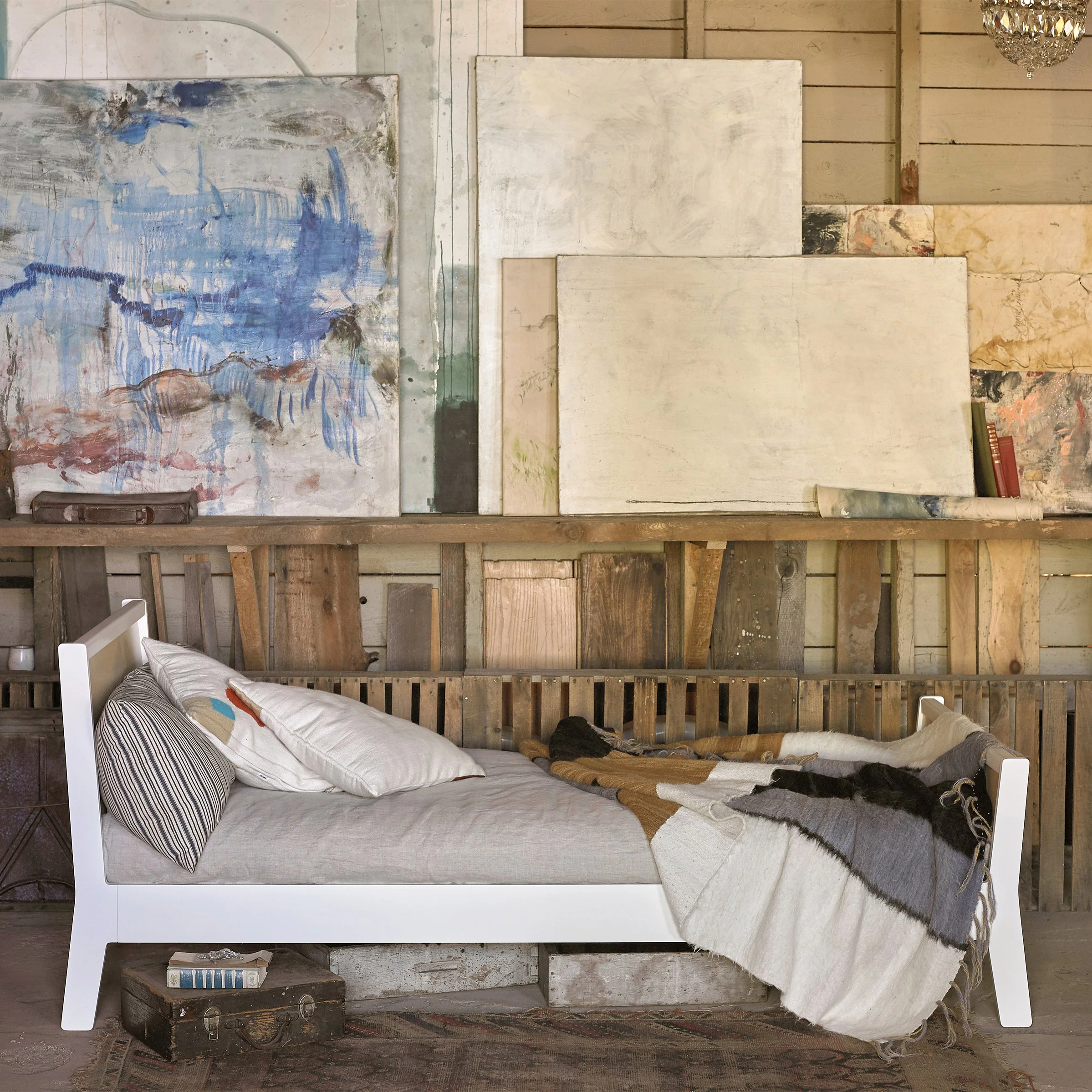 Sparrow Twin Bed - Image 4