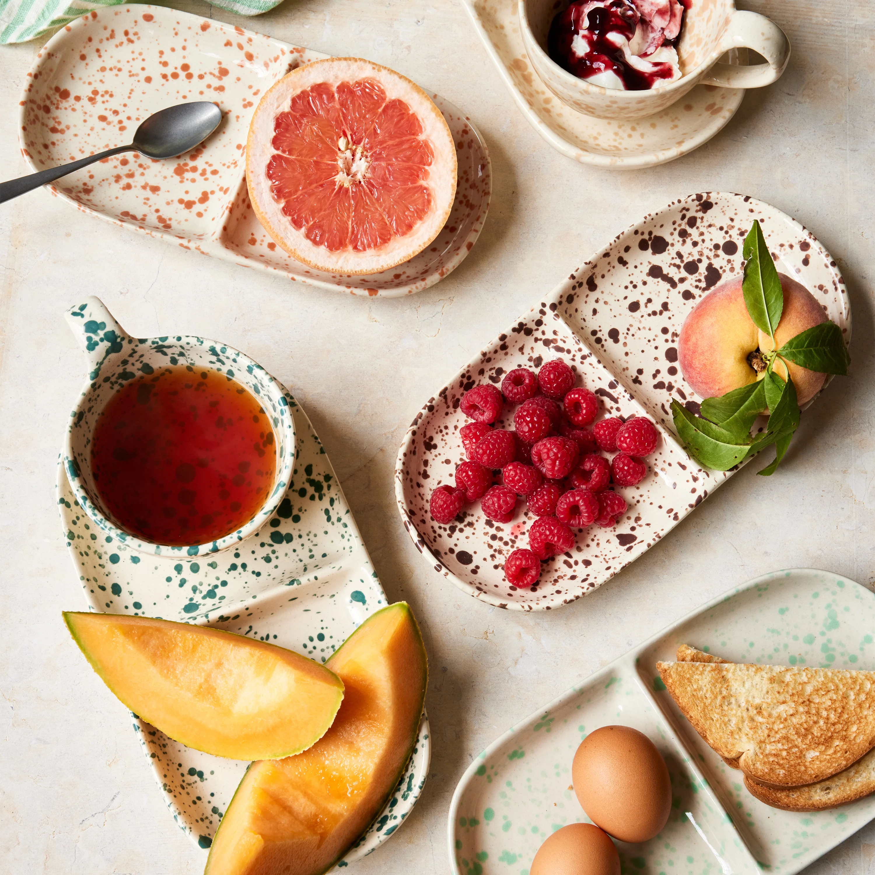 Splatterware Divided Tray (Set of 4) - Image 9