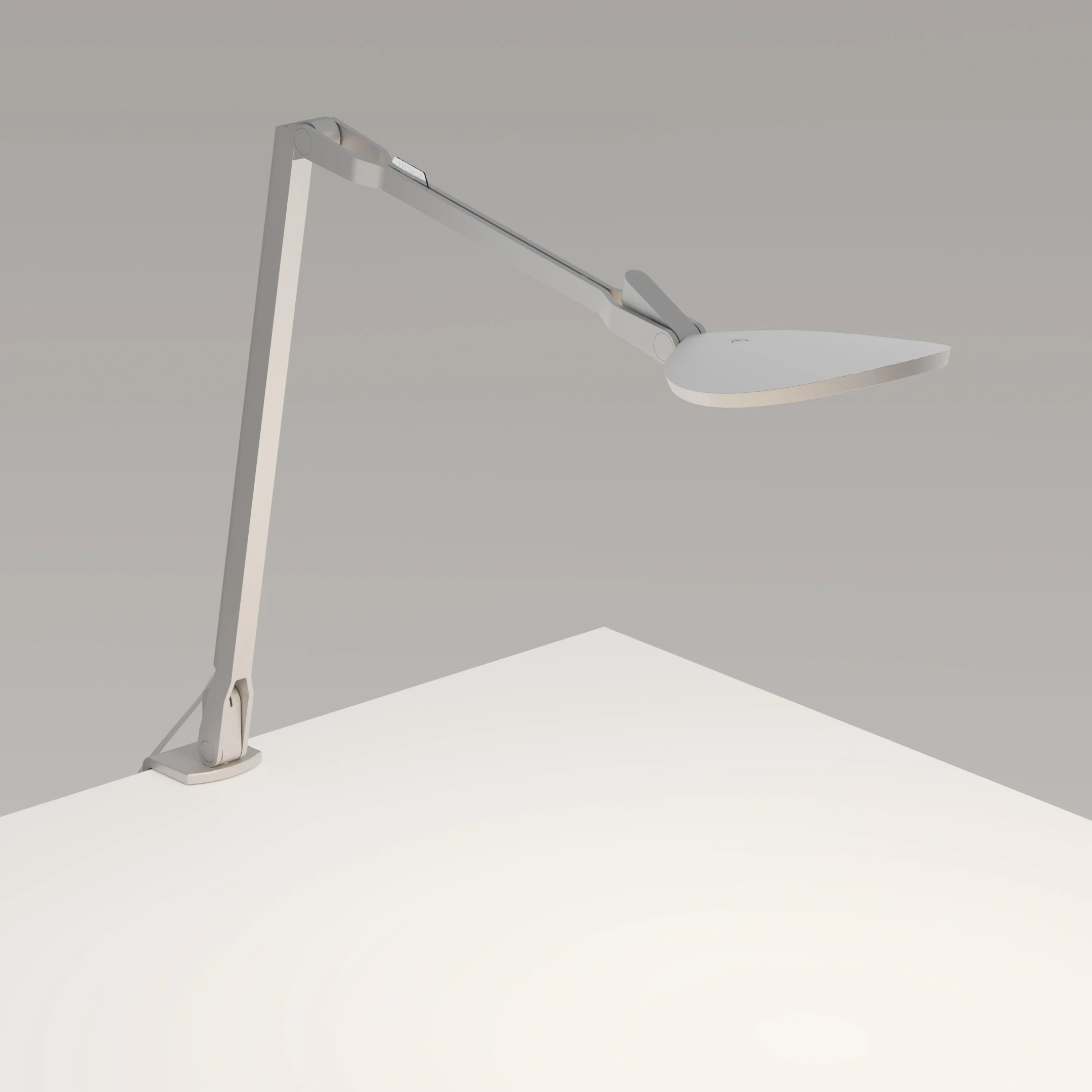 Splitty Reach Pro Gen 2 Desk Lamp - Image 6