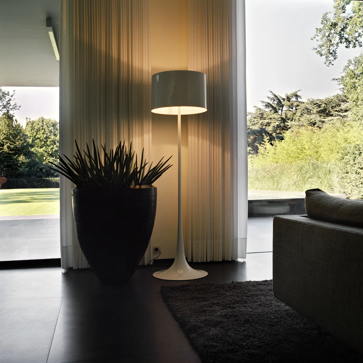 Spun Floor Lamp - Image 7
