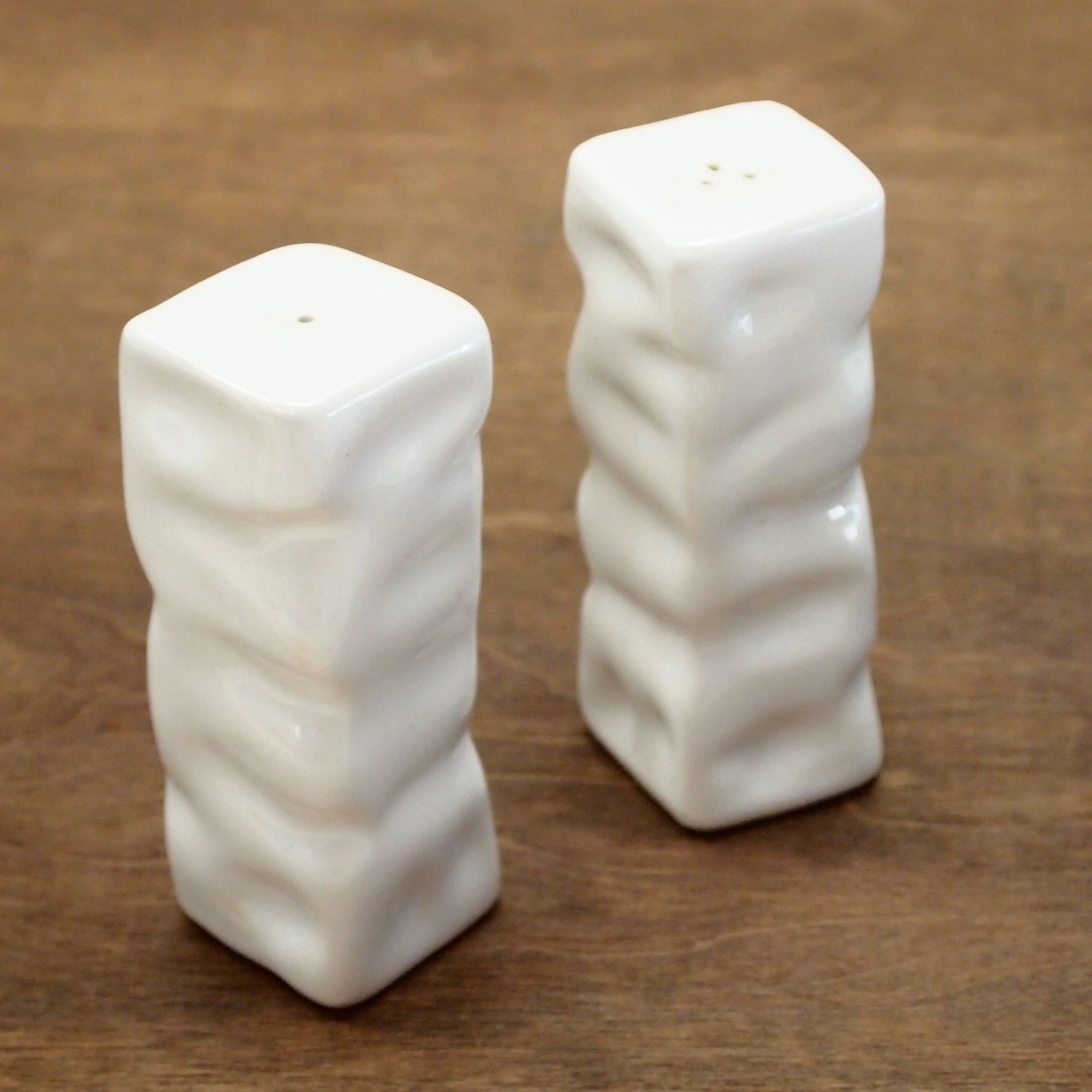 Square Ripple Salt and Pepper Shakers - Image 26