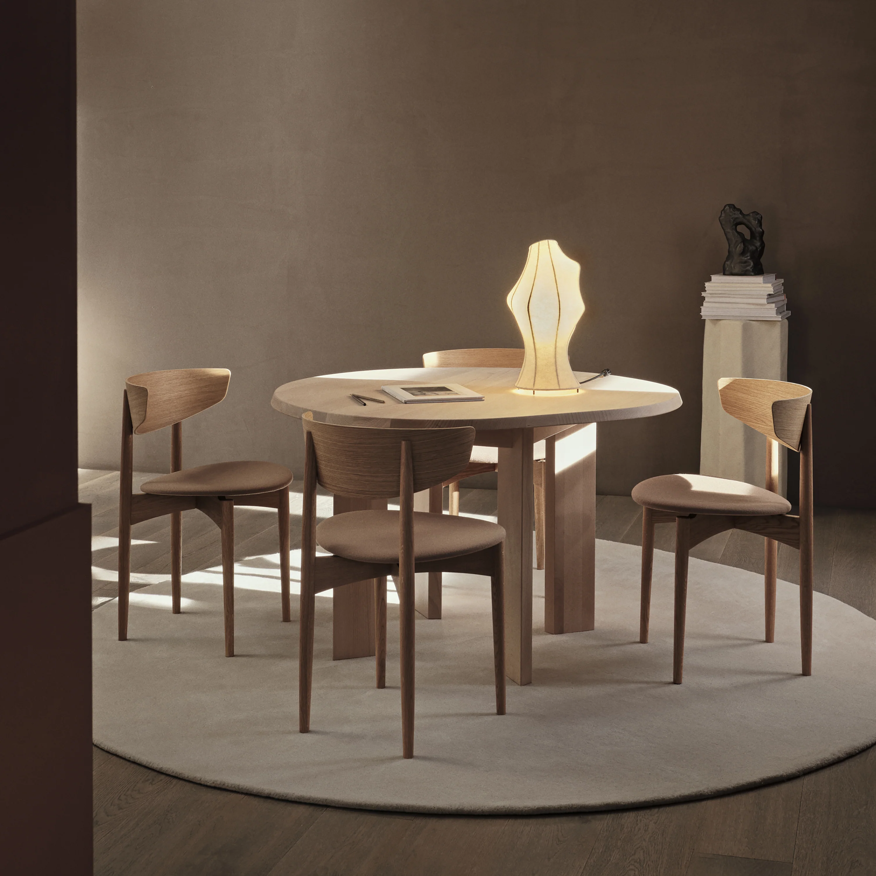 Stille Round Tufted Rug - Image 5