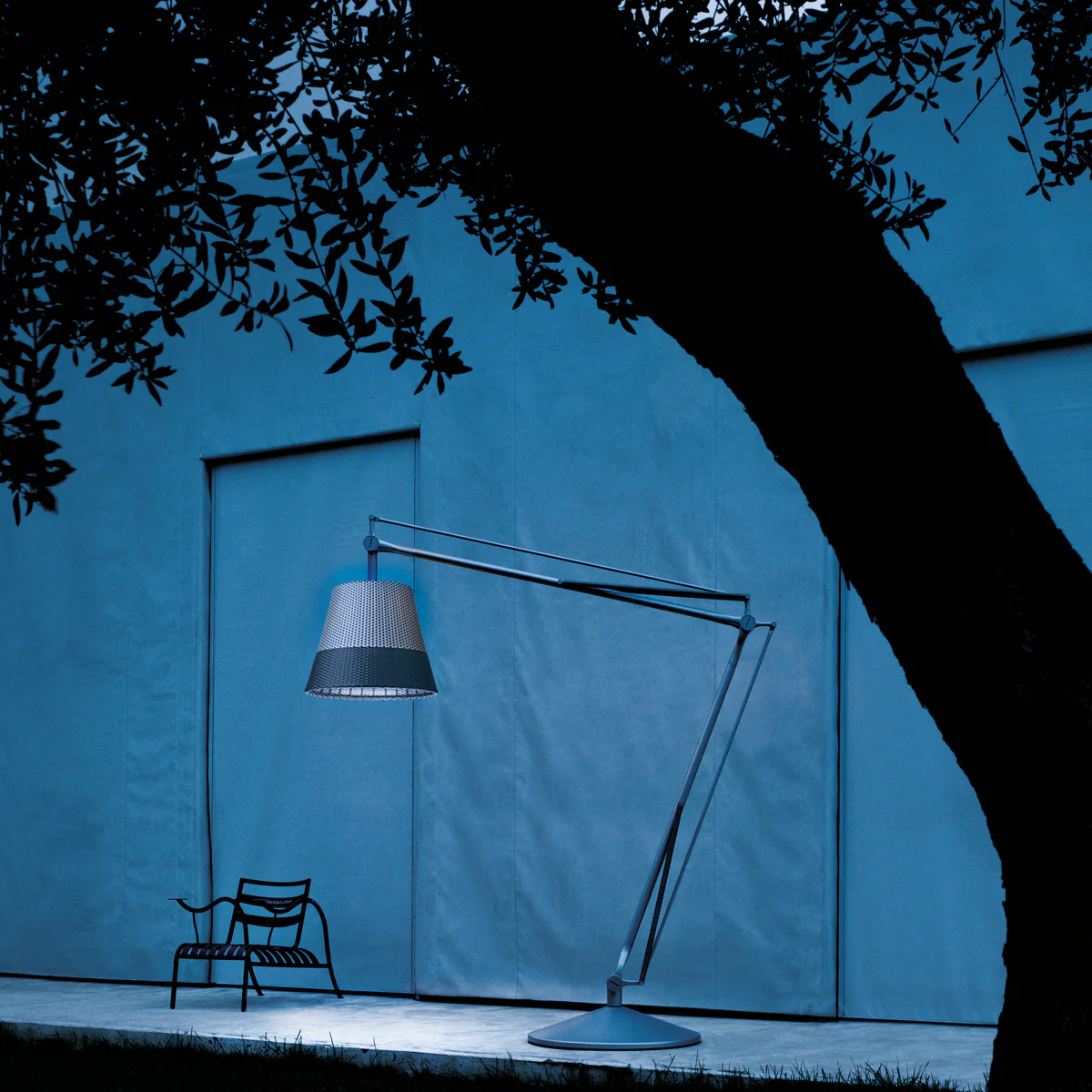 Superarchimoon Outdoor Floor Lamp - Image 11