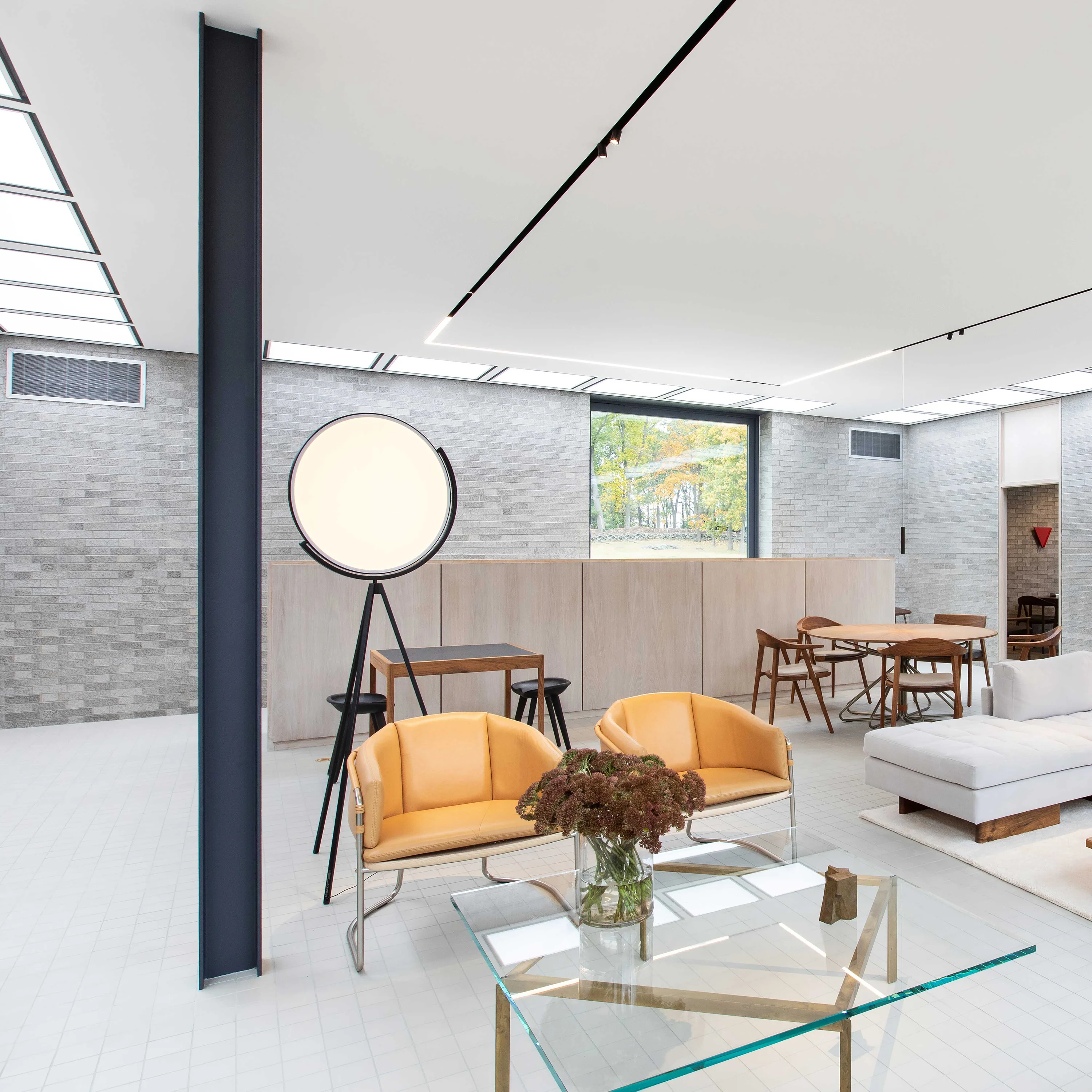 Superloon Floor Lamp - Image 16