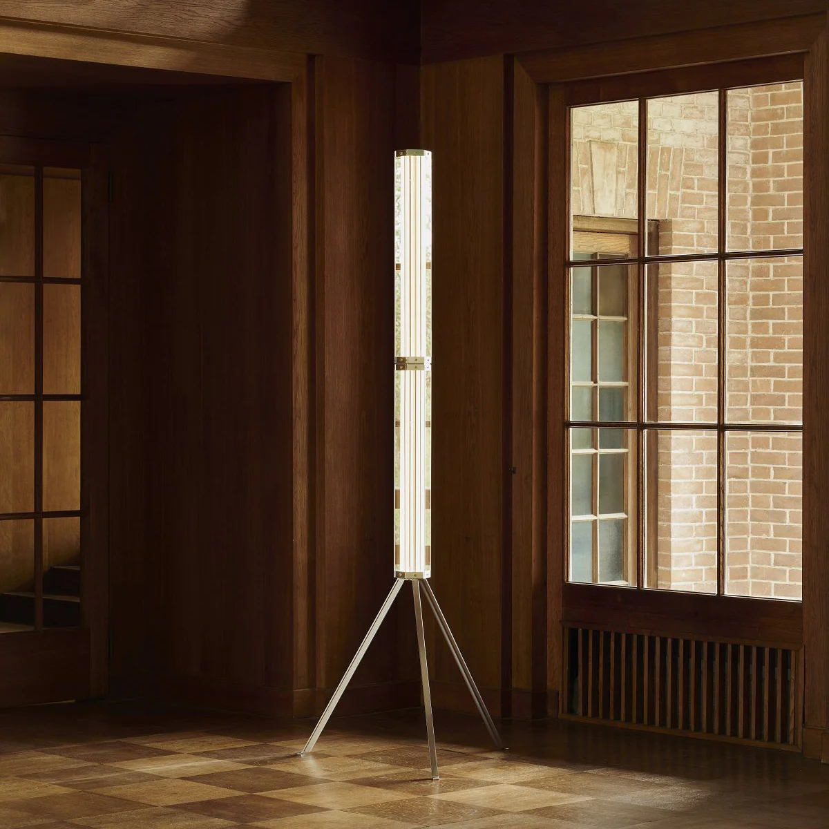 Superwire Tripod Floor Lamp - Image 5