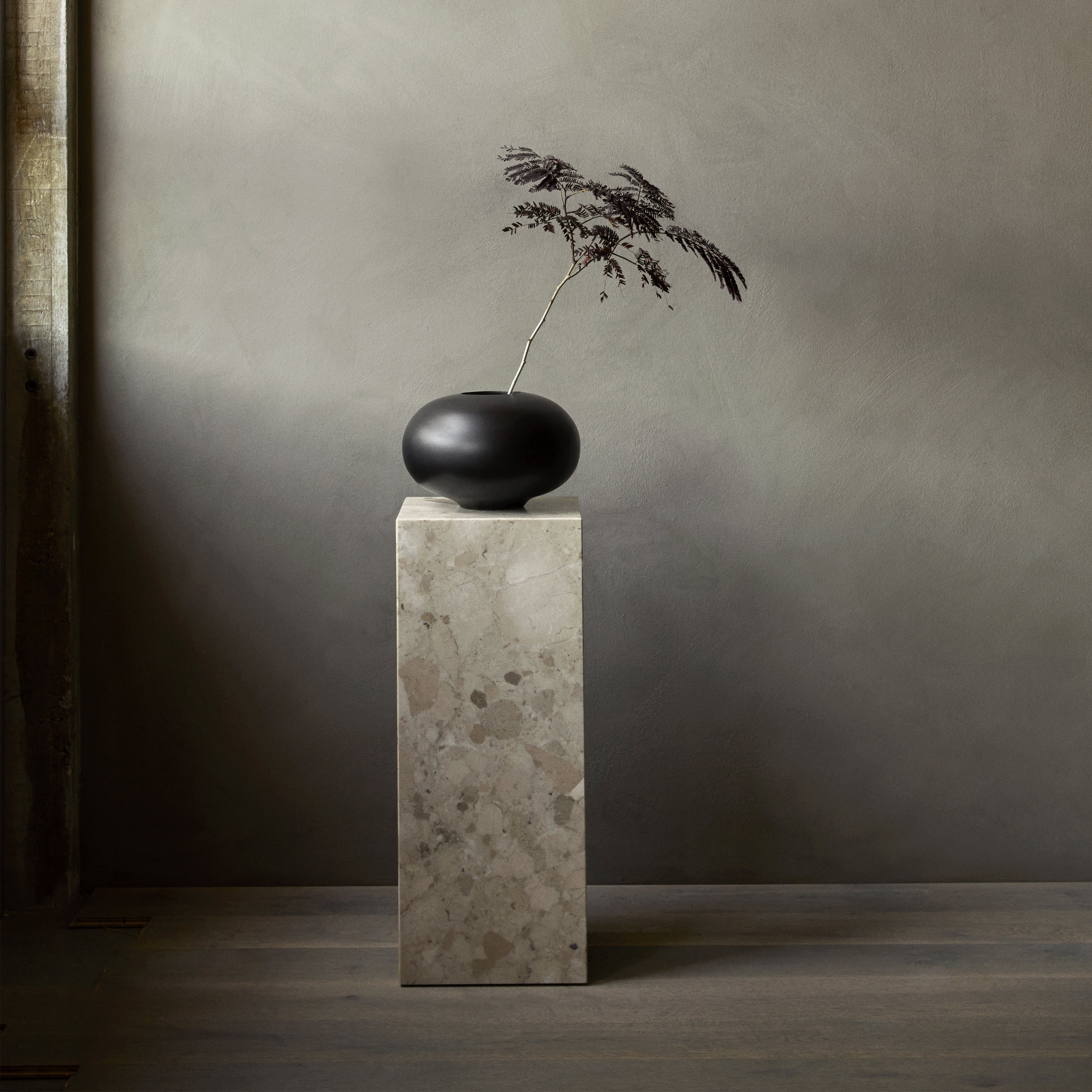 Surround Vase - Image 14