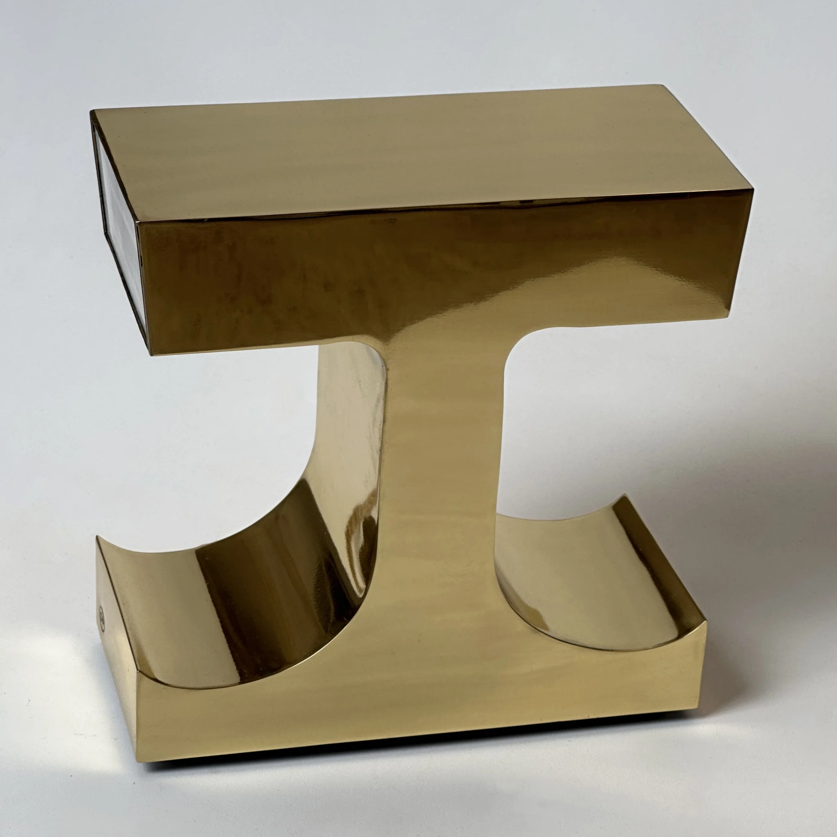 T Table Lamp - Image 3