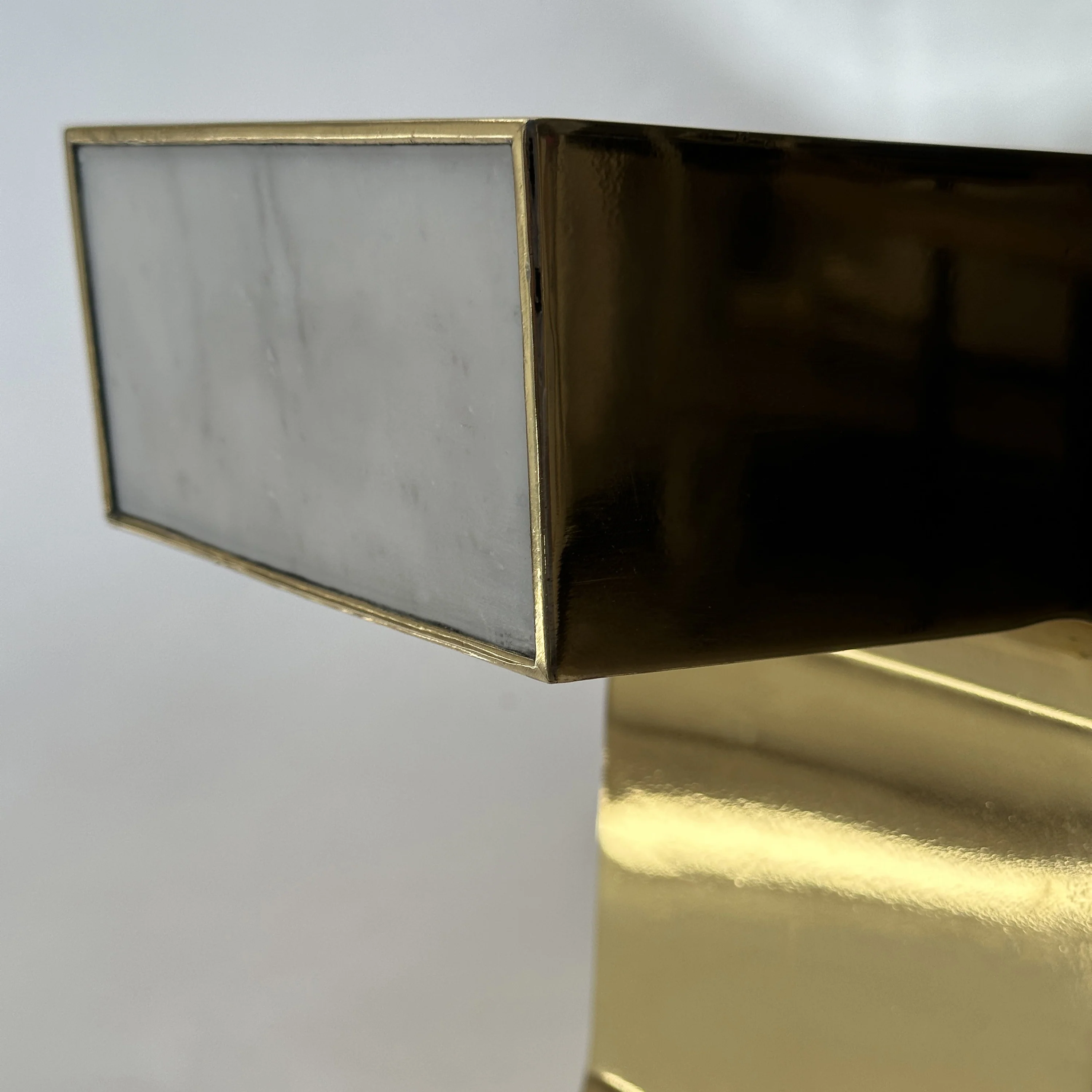 T Table Lamp - Image 7