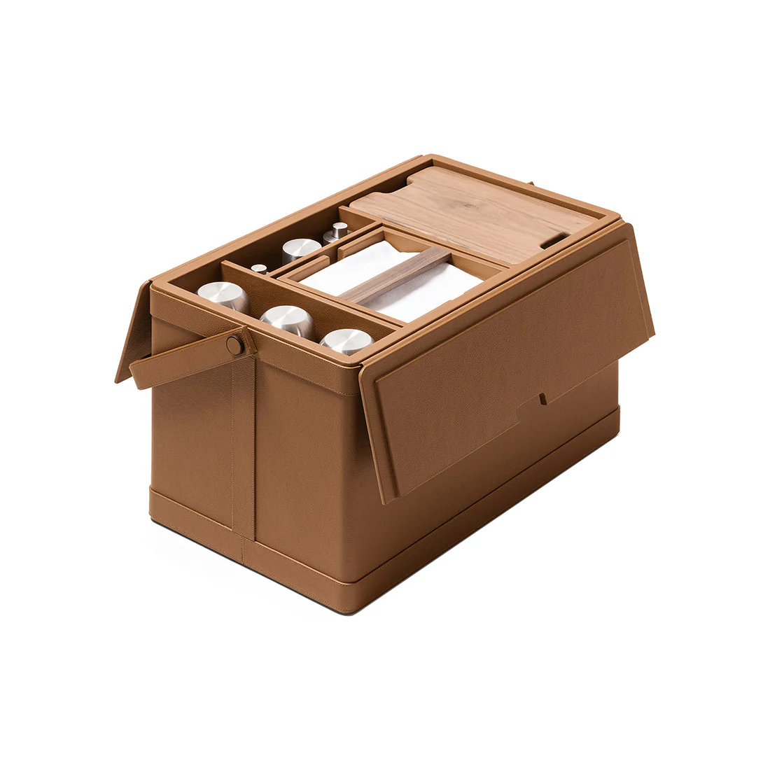 Giobagnara x Poltrona Frau Tableware Picnic Basket - Image 4
