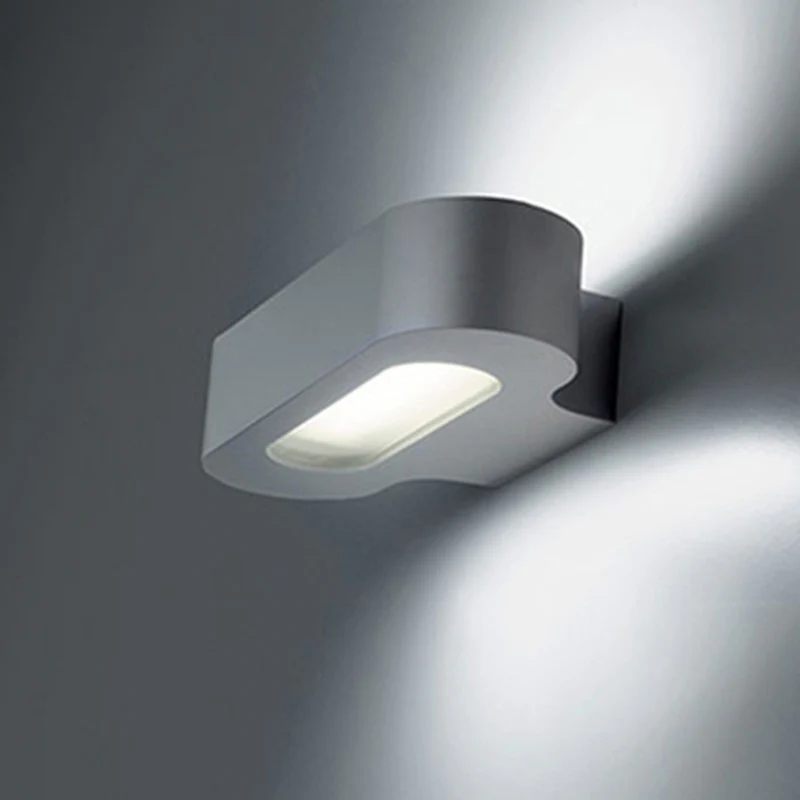 Talo Mini Wall Light - Image 11