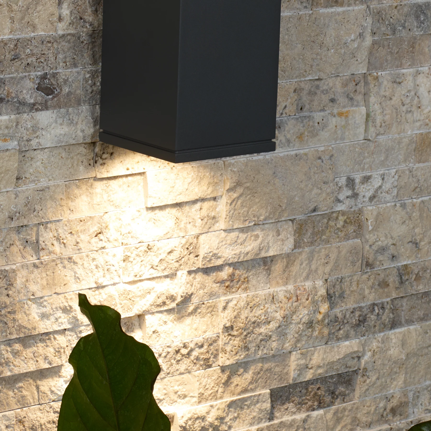 Sean Lavin Tegel 12 Outdoor Wall Light - Black - Image 3