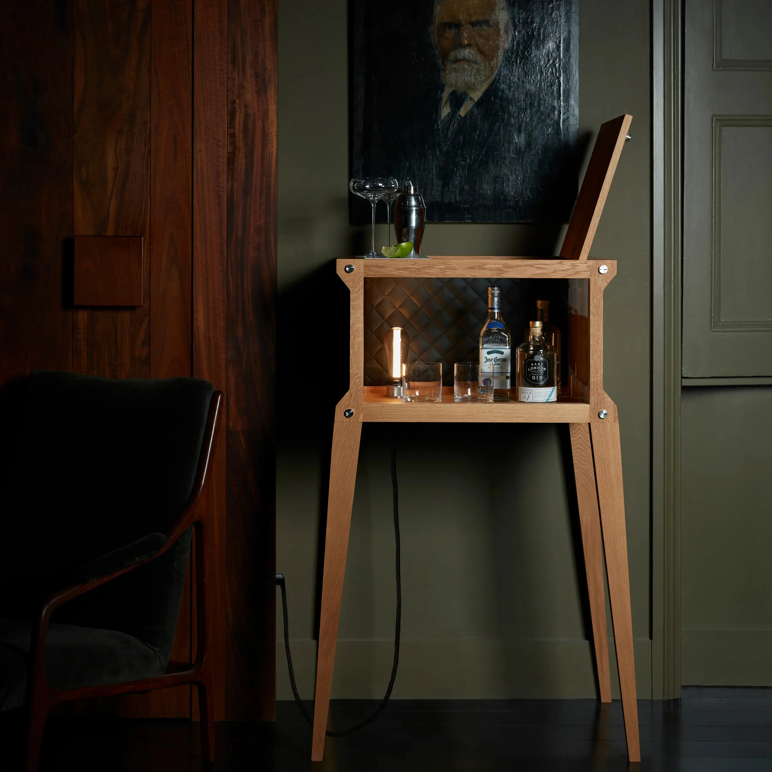 The Popstar Bar Table with Light - Image 6