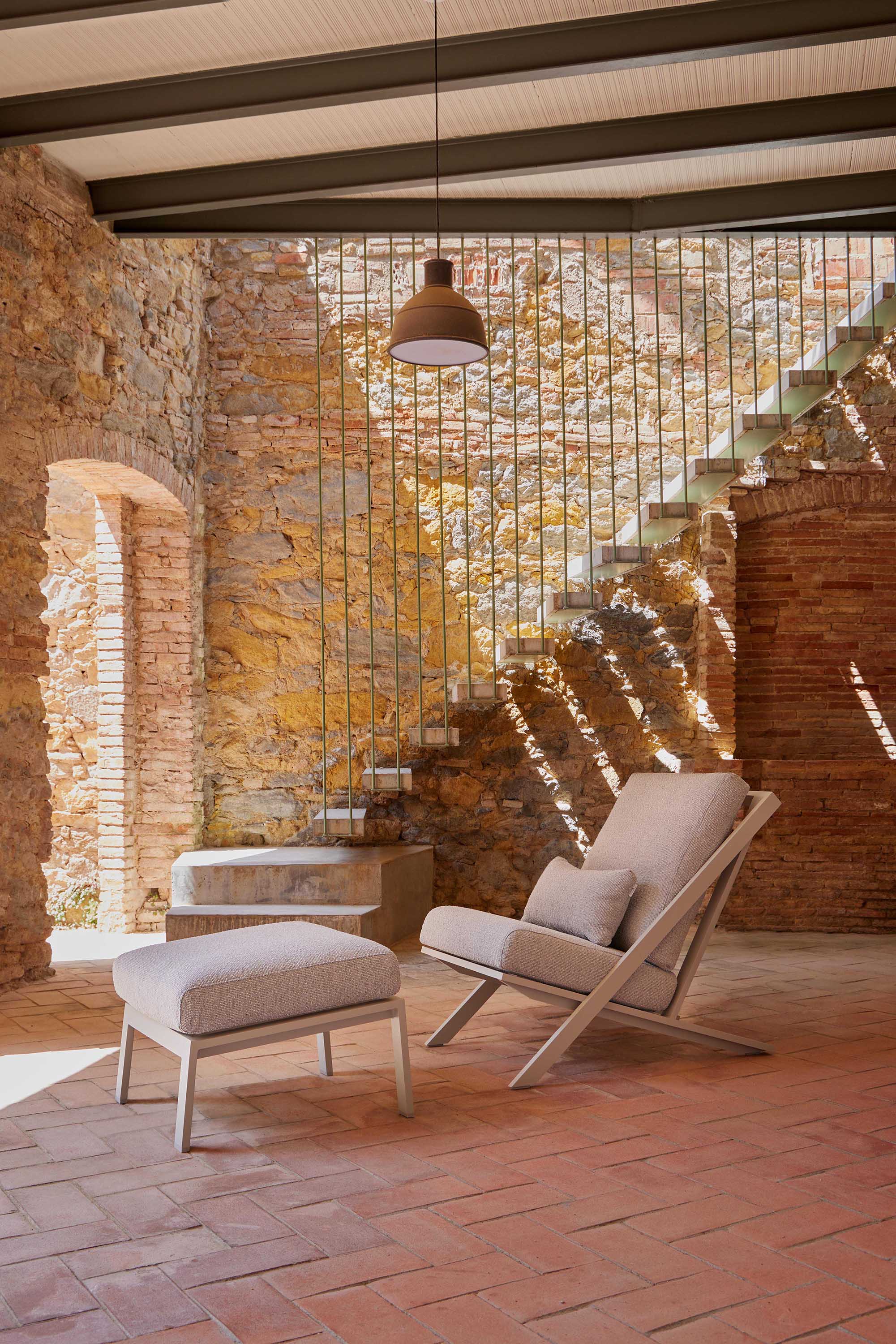 Timeless Relax Outdoor Club Chair - Image 2