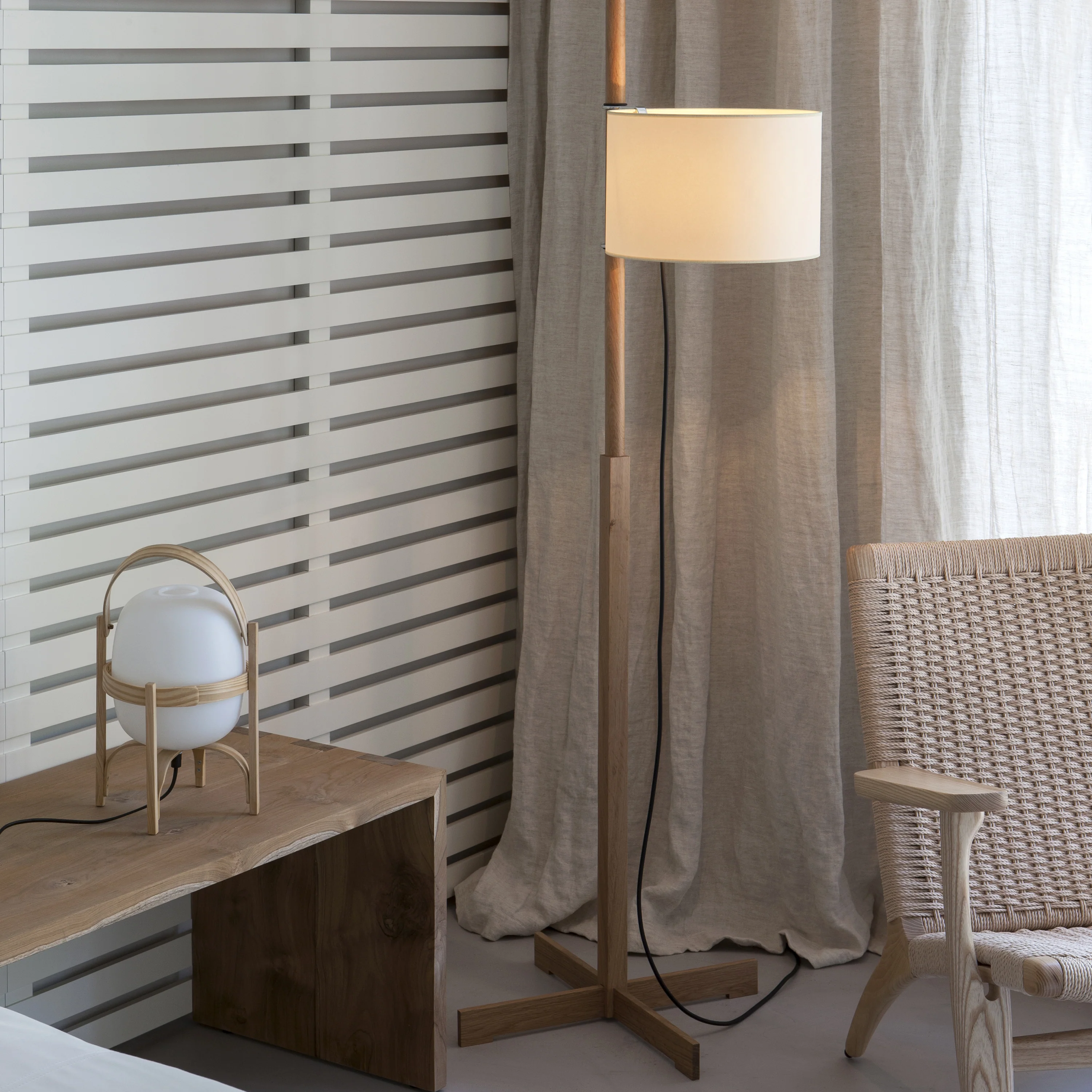 TMM Floor Lamp - Image 11