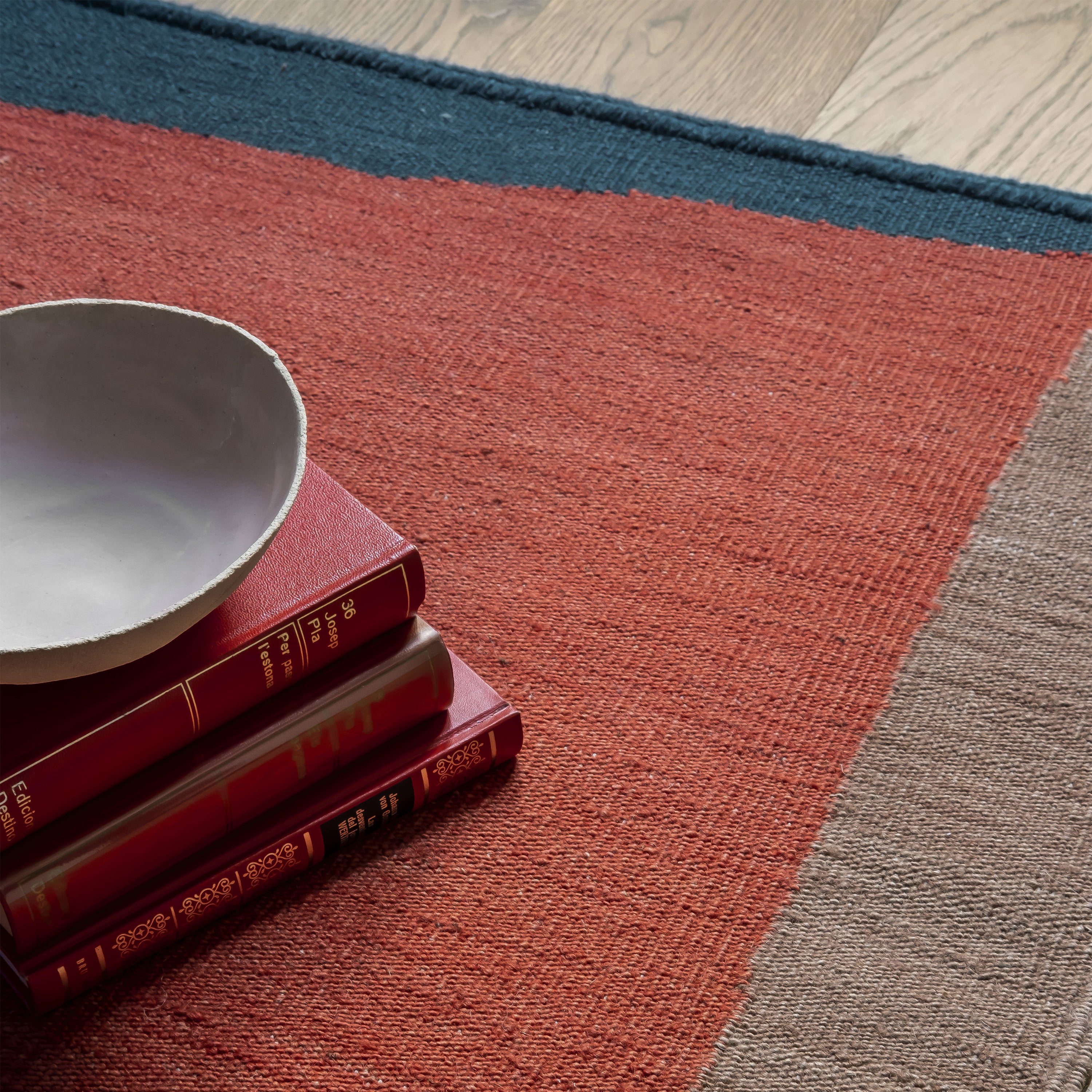 Tones Tufted Rug - Image 8
