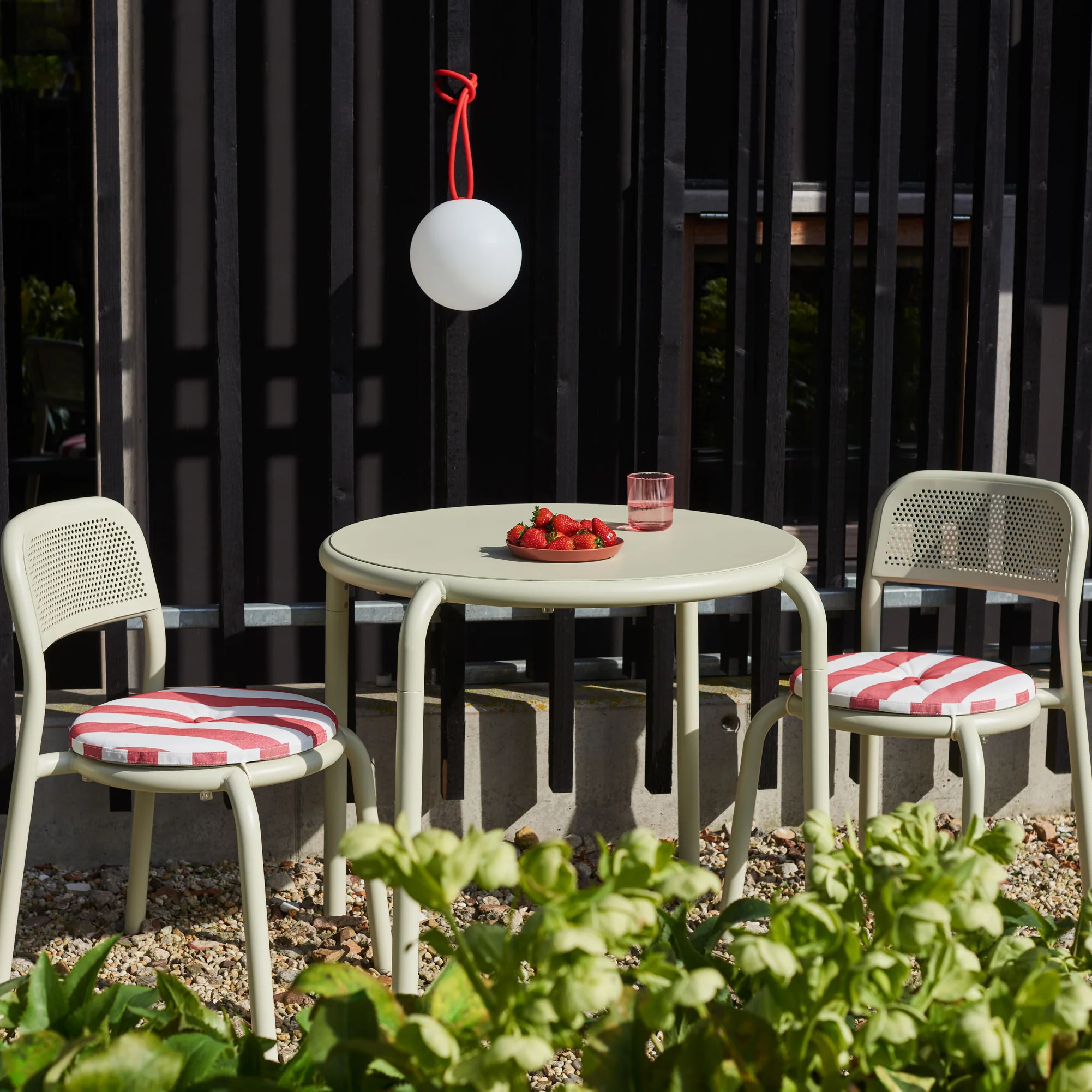 Toni Outdoor Bistreau Table - Image 2