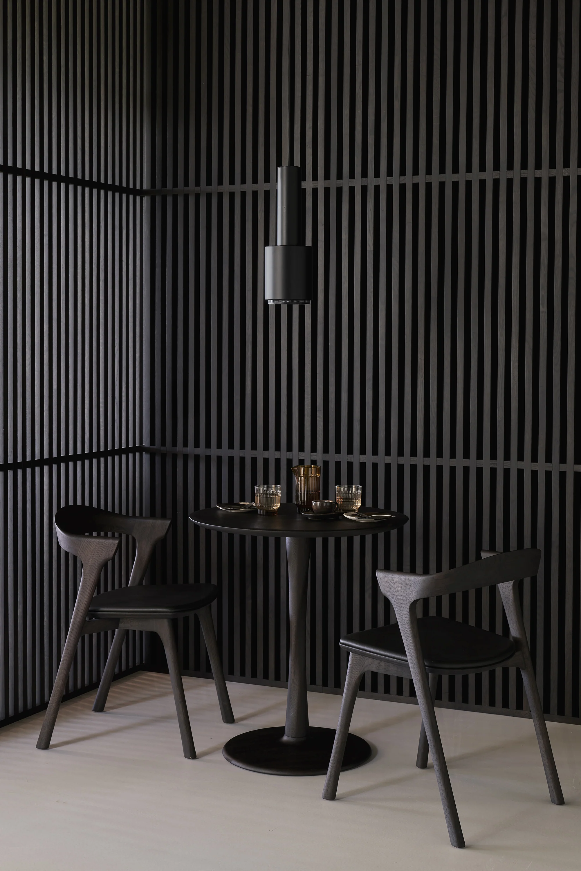 Torsion Dining Table - Image 18