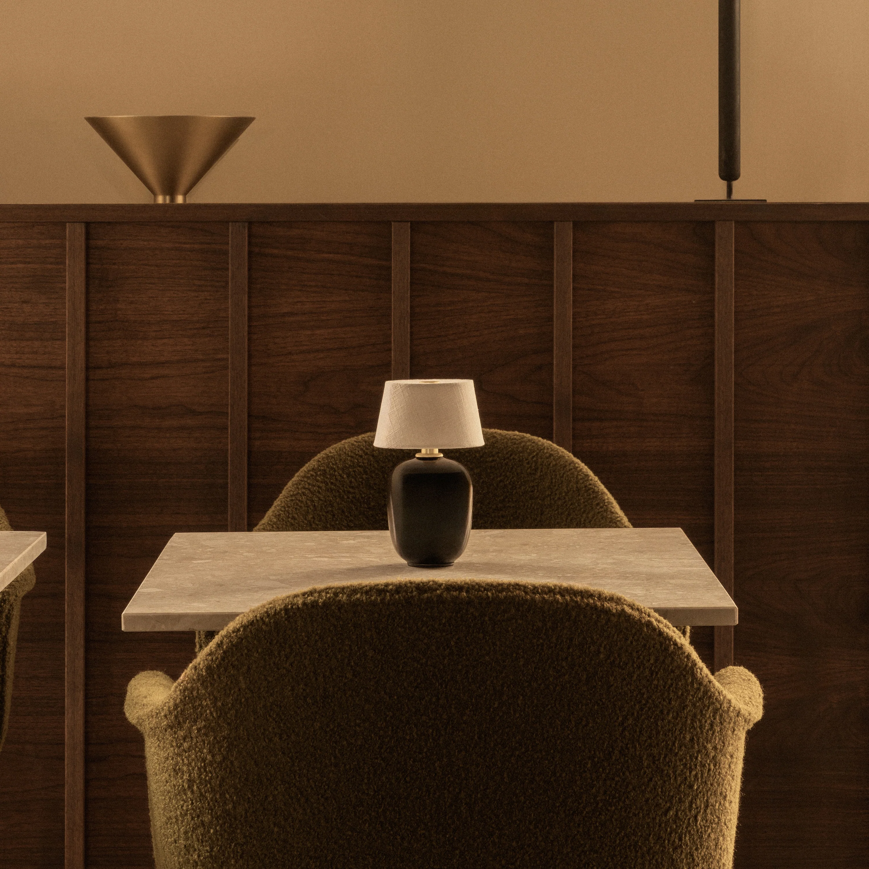 Torso Portable LED Table Lamp - Image 21