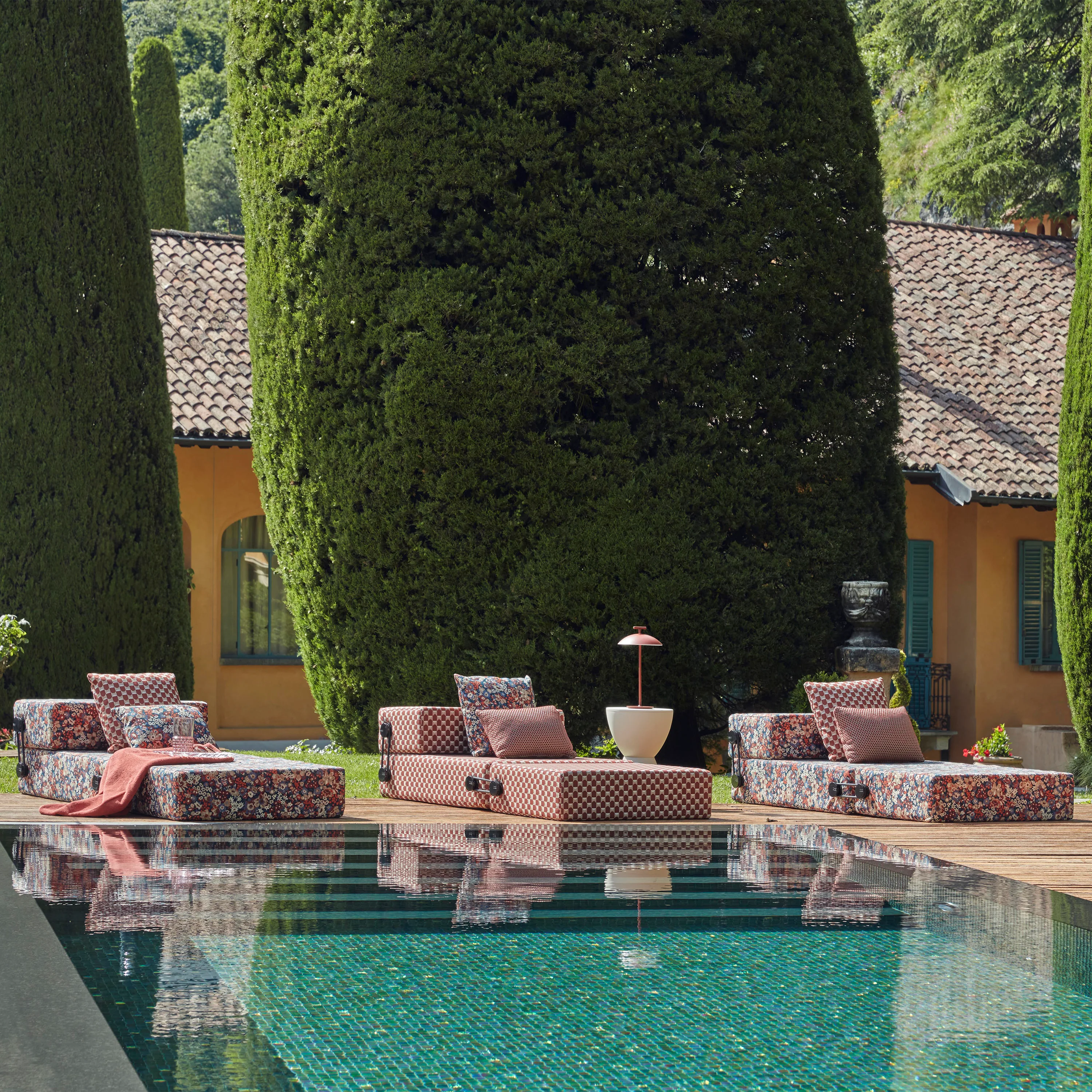 Trix Outdoor Liberty Chaise Lounge - Image 15