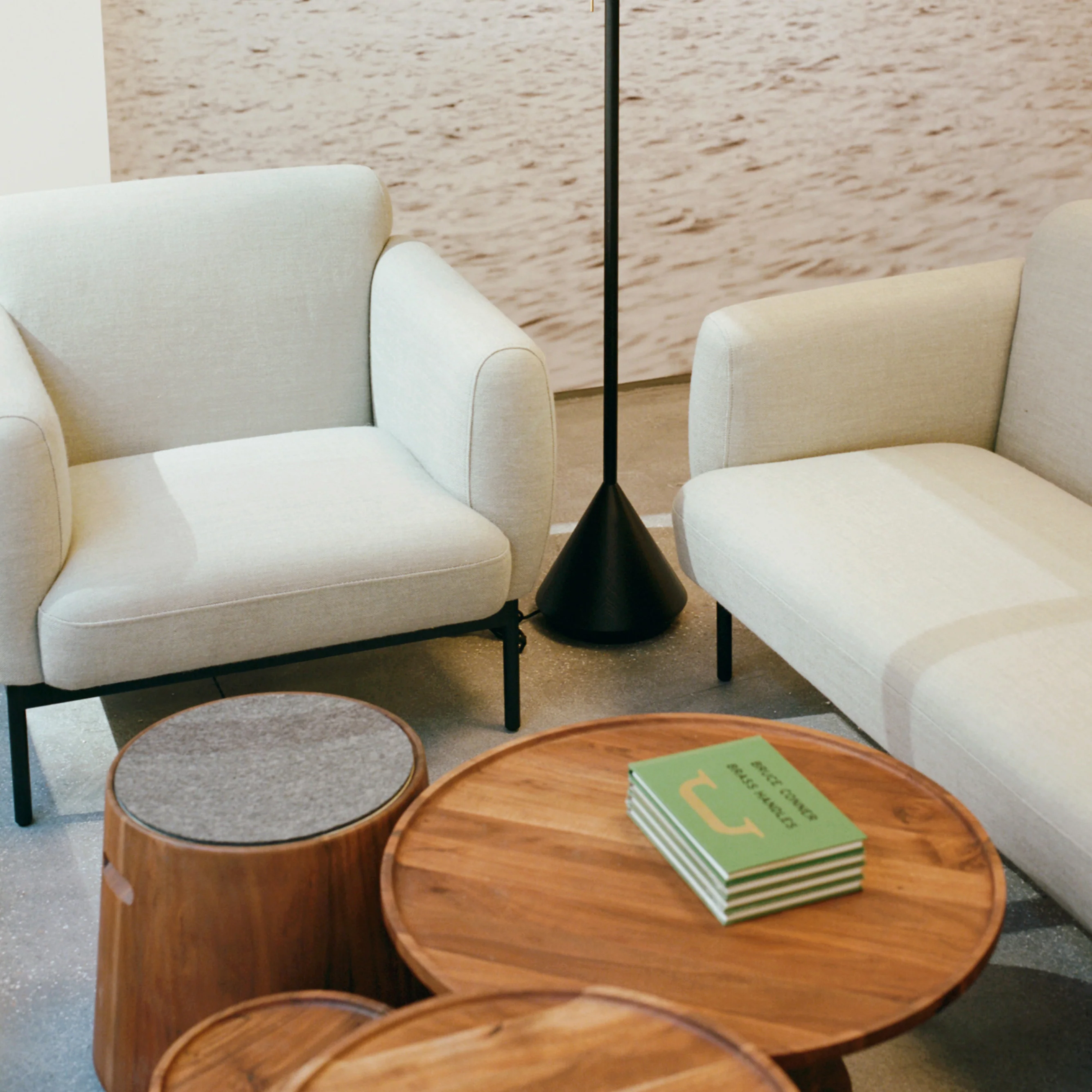 Turn Stool with Felt - Image 17