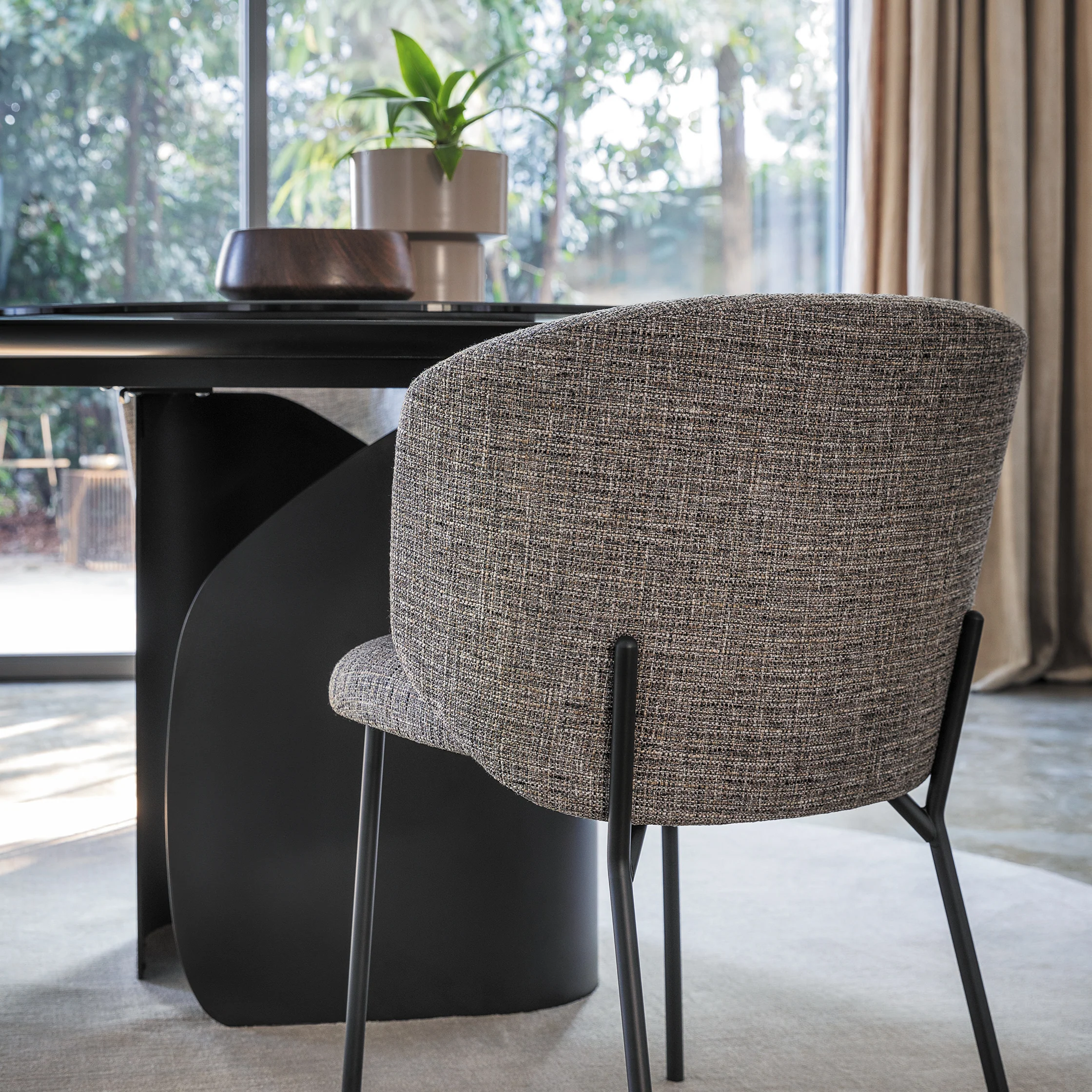 Twins Round Dining Table - Image 10