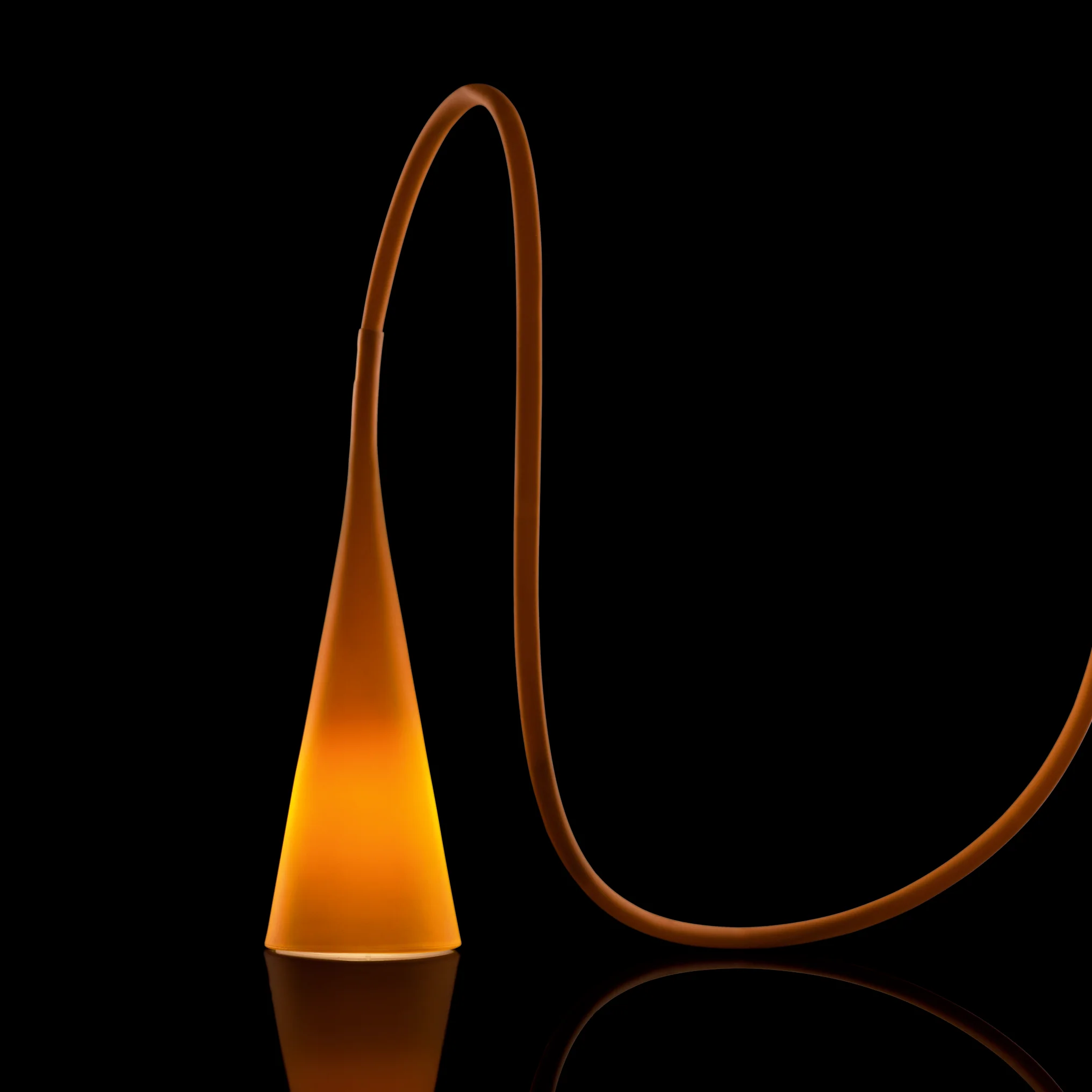 Uto Table Floor Lamp - Image 9