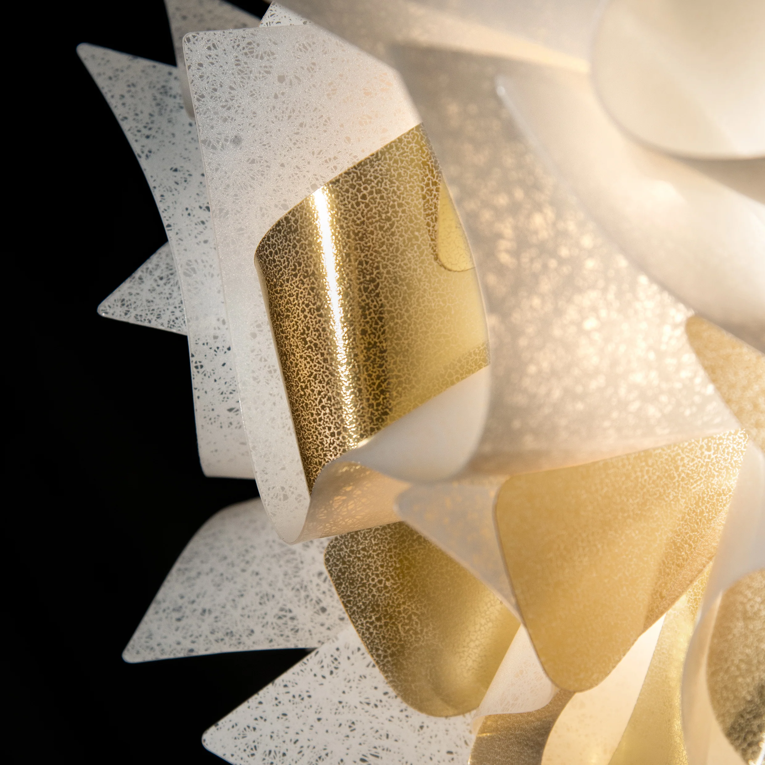 Veli Aurea Pendant Light - Image 12