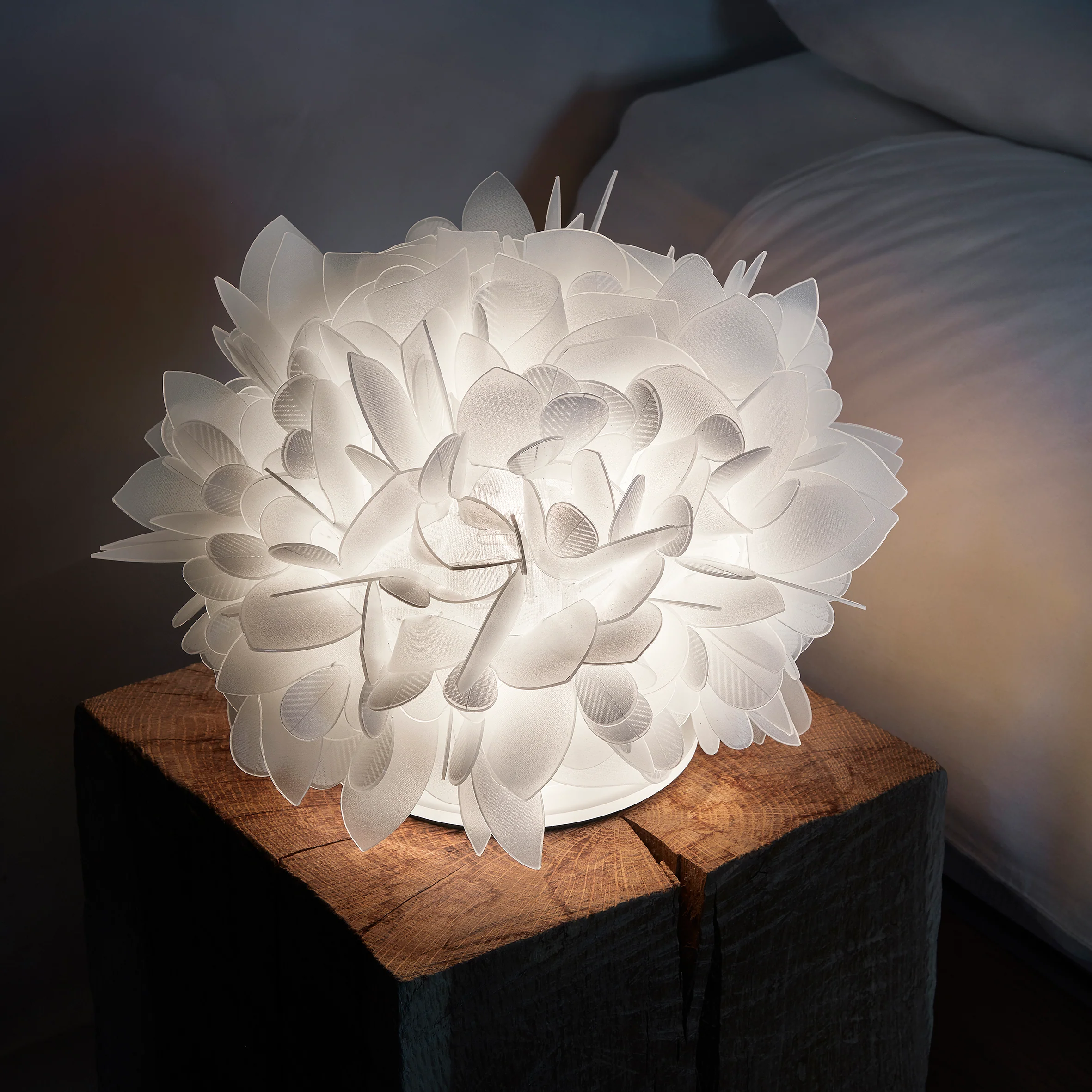 Veli Table Lamp - Image 8